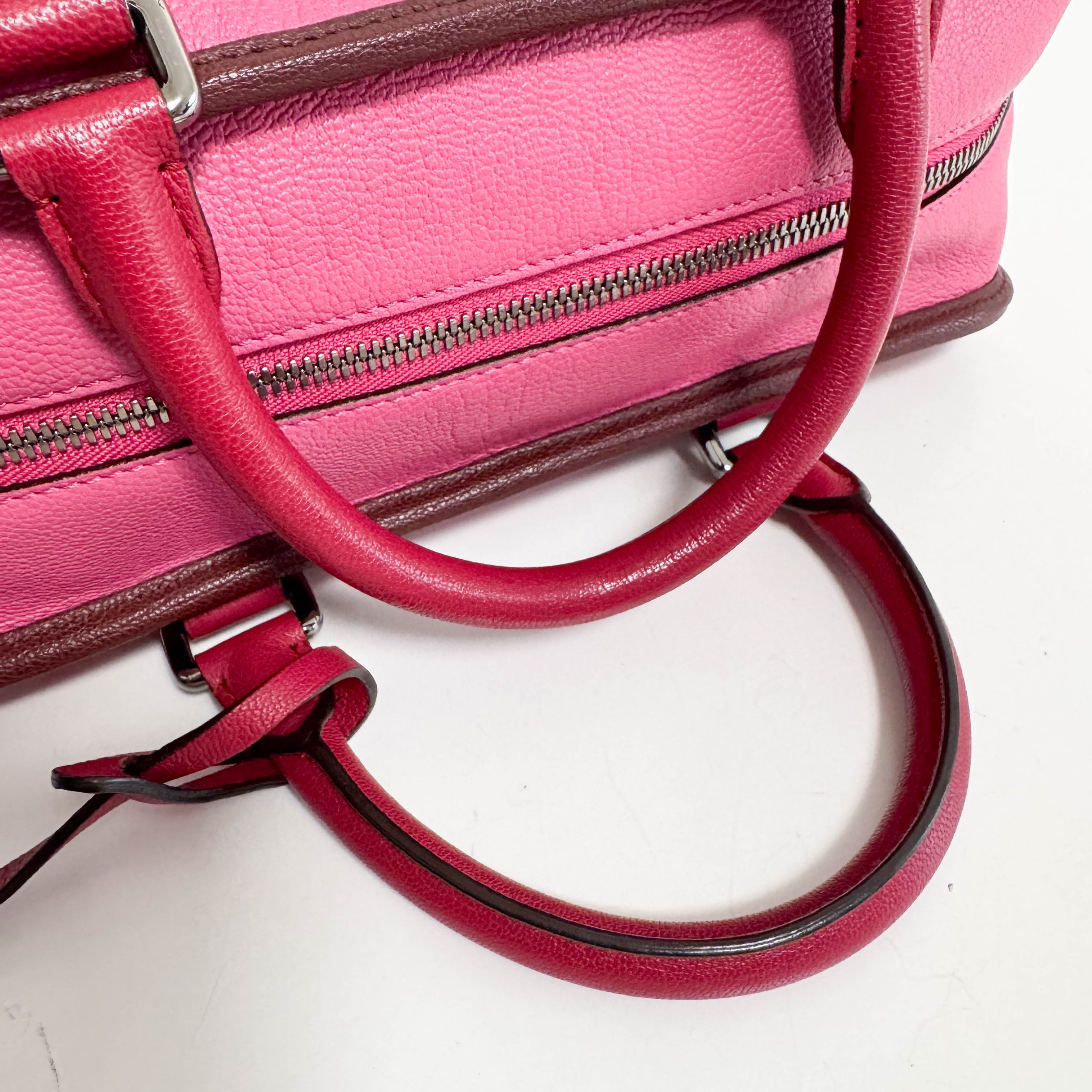 Amazona 28 Pink Leather Hand Bag