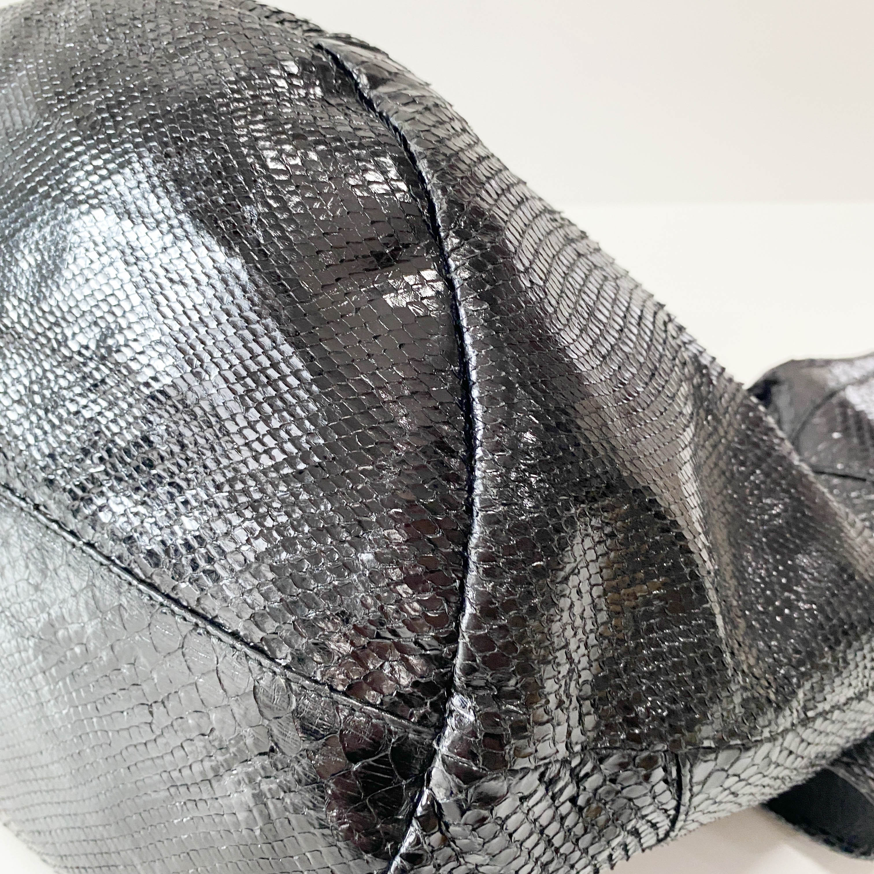 1996SS Tom Ford Era Bamboo Black Python Embossed Bag