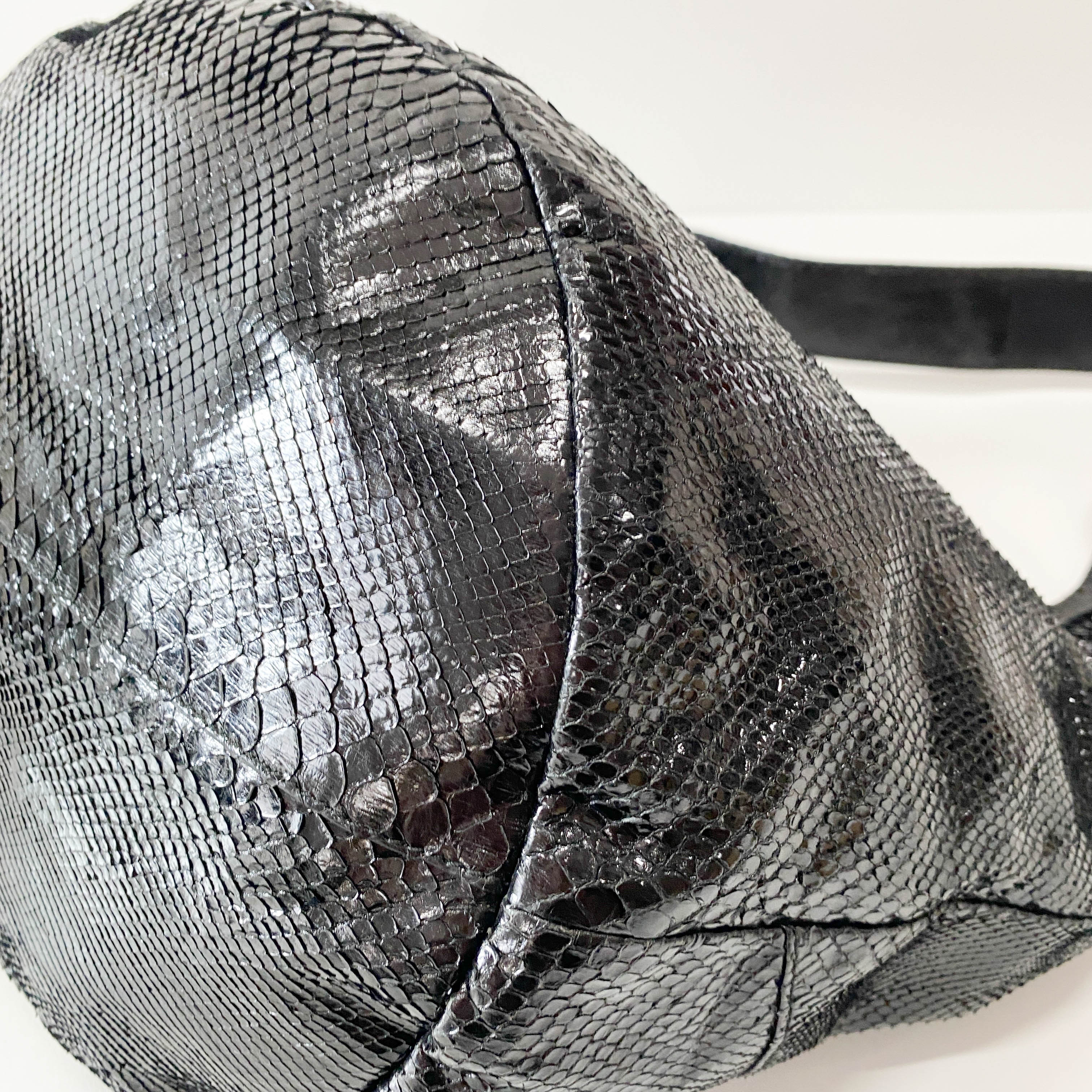 1996SS Tom Ford Era Bamboo Black Python Embossed Bag