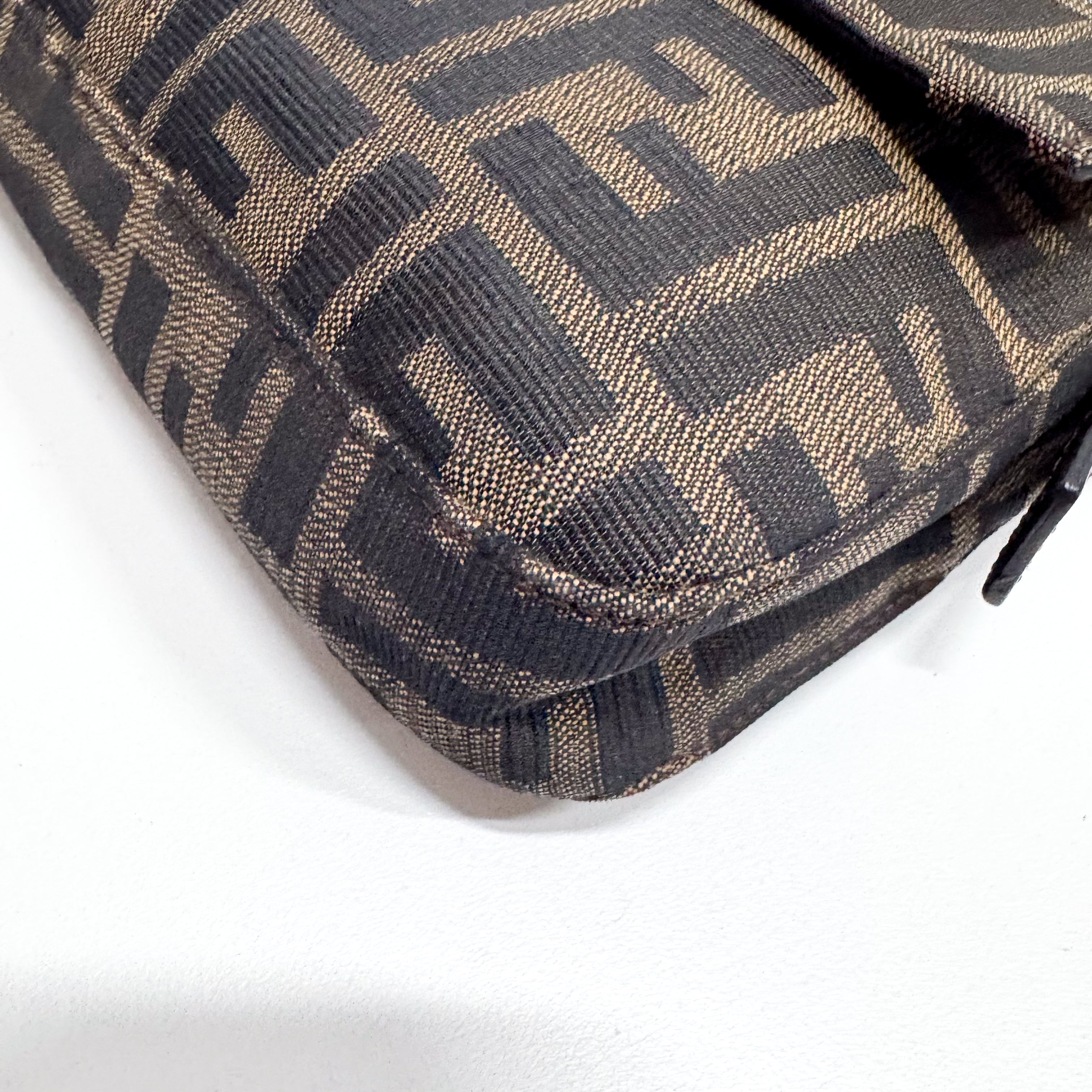 Zucca Baguette Brown Canvas Shoulder Bag