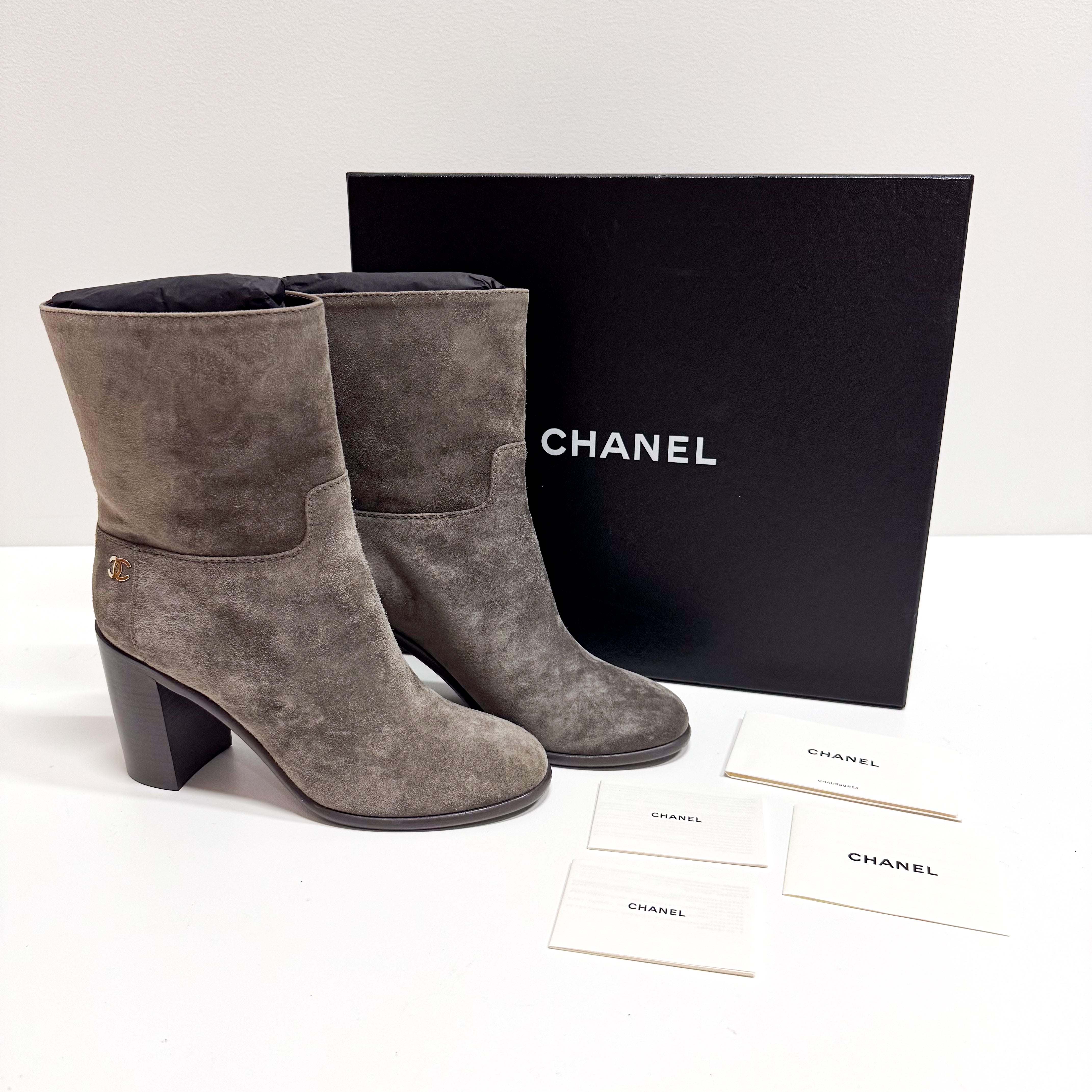 Size 36 Grey Suede Short Boots