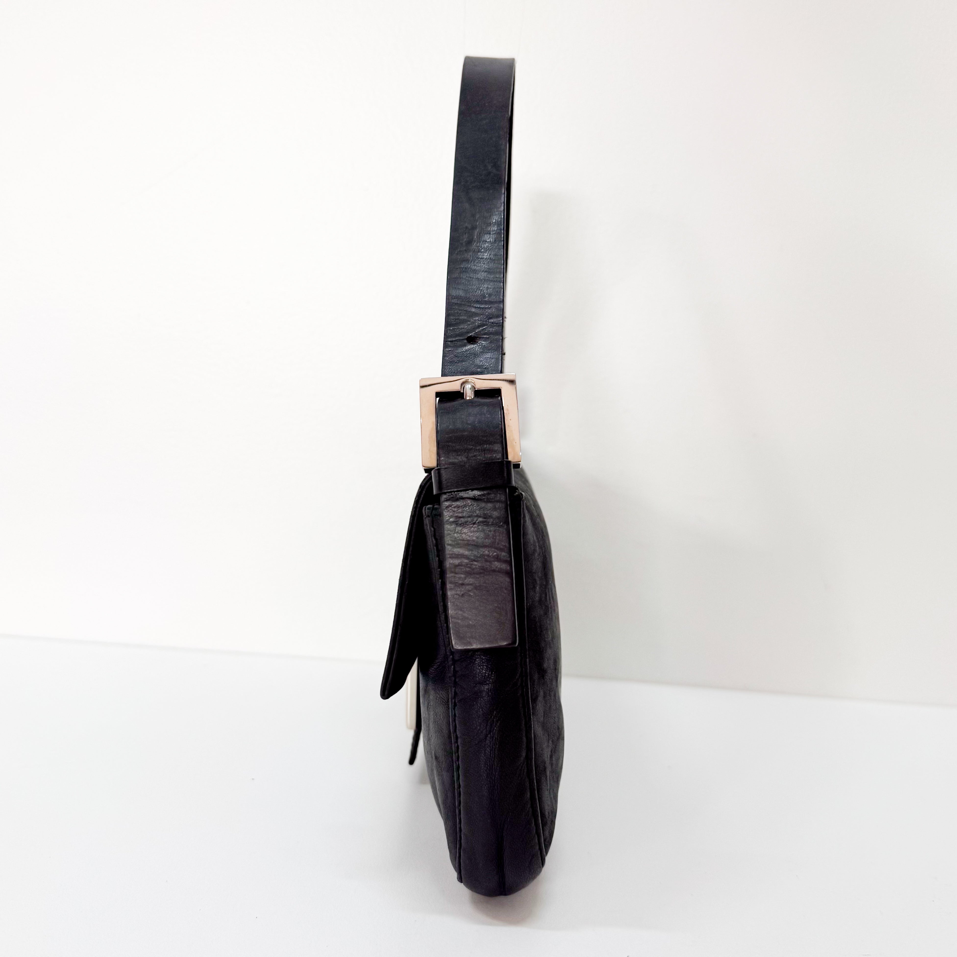 Baguette Black Leather Shoulder Bag