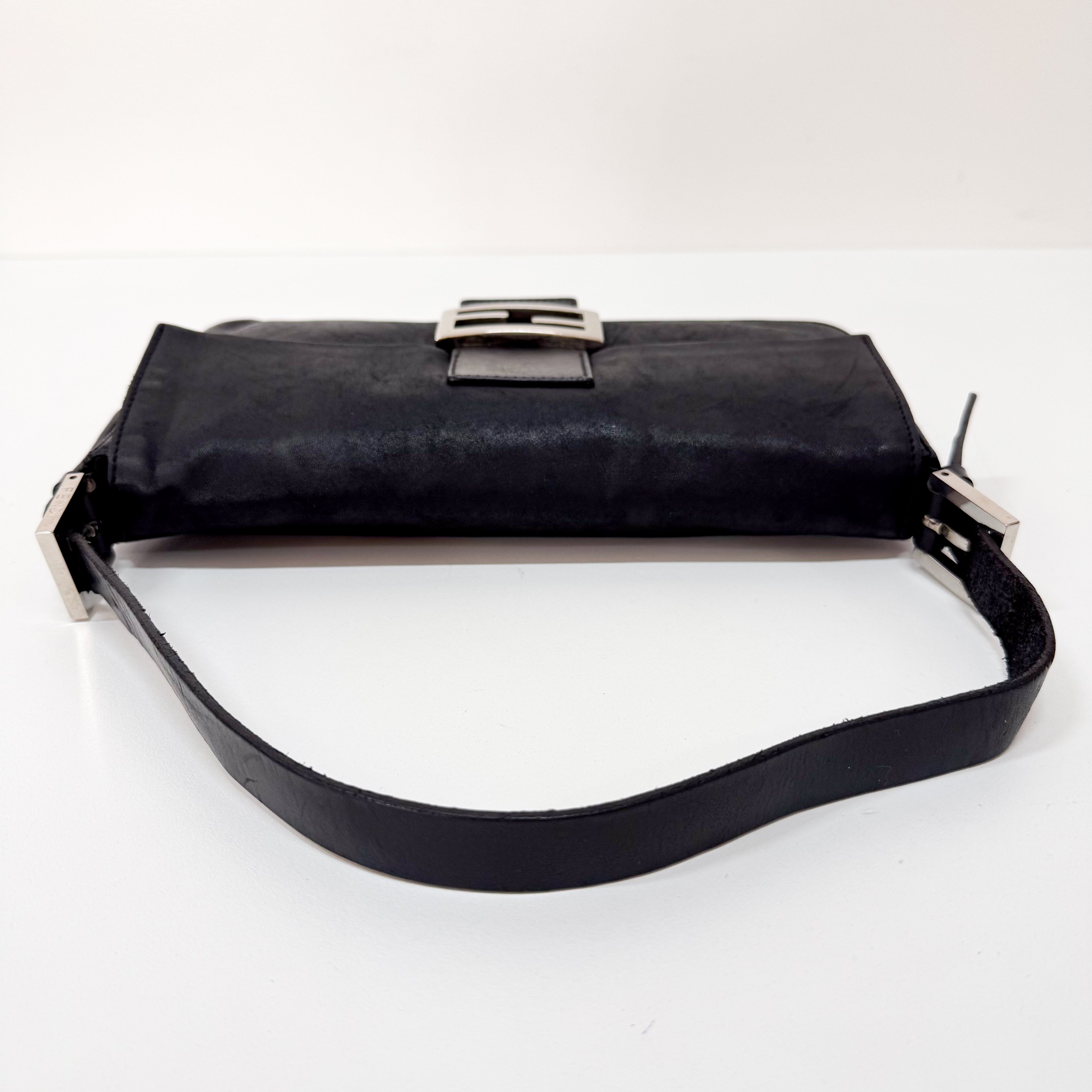 Baguette Black Leather Shoulder Bag