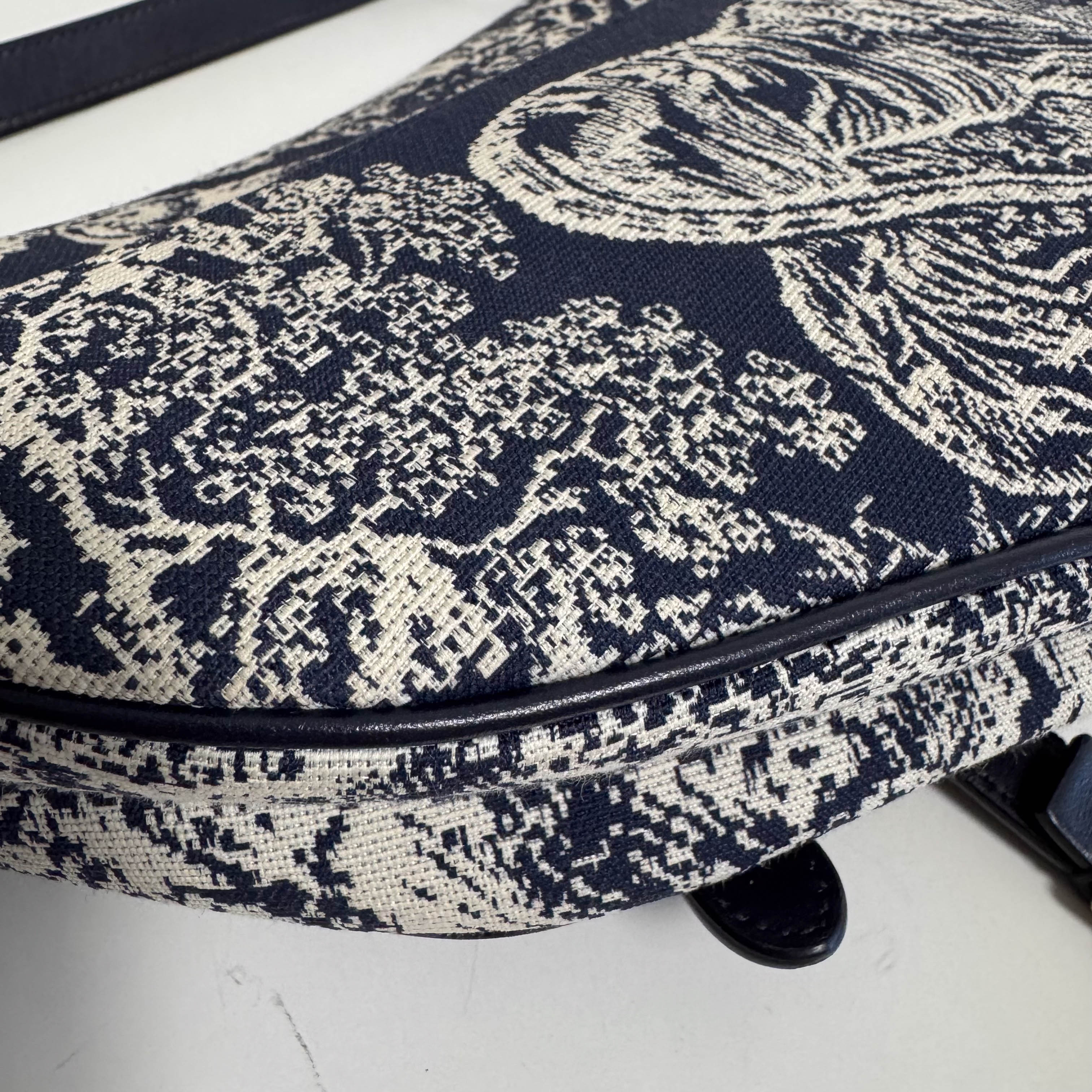 Saddle Bag Toile DE Jouy Reverse Jacquard