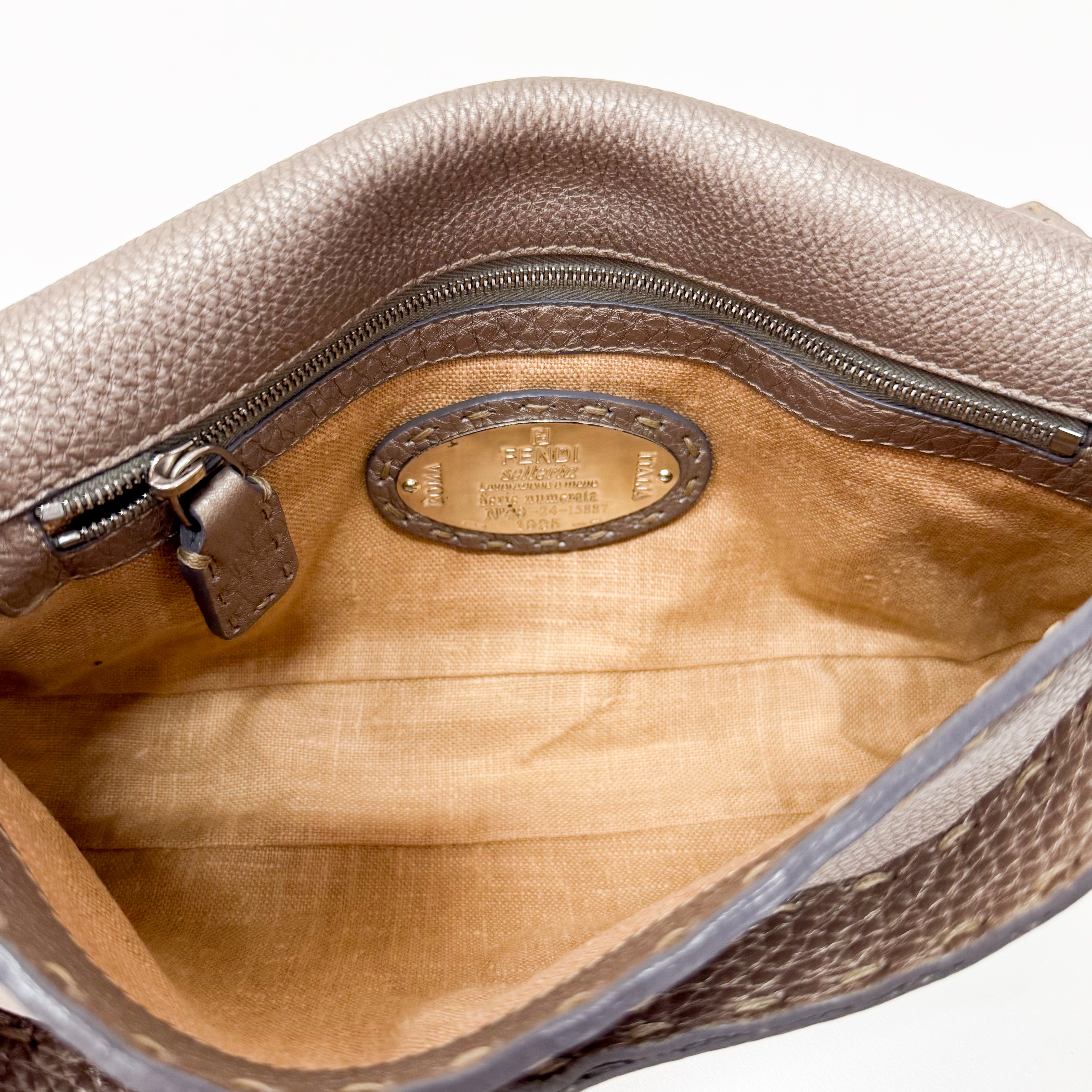 Baguette Seleria Greige Leather Bag