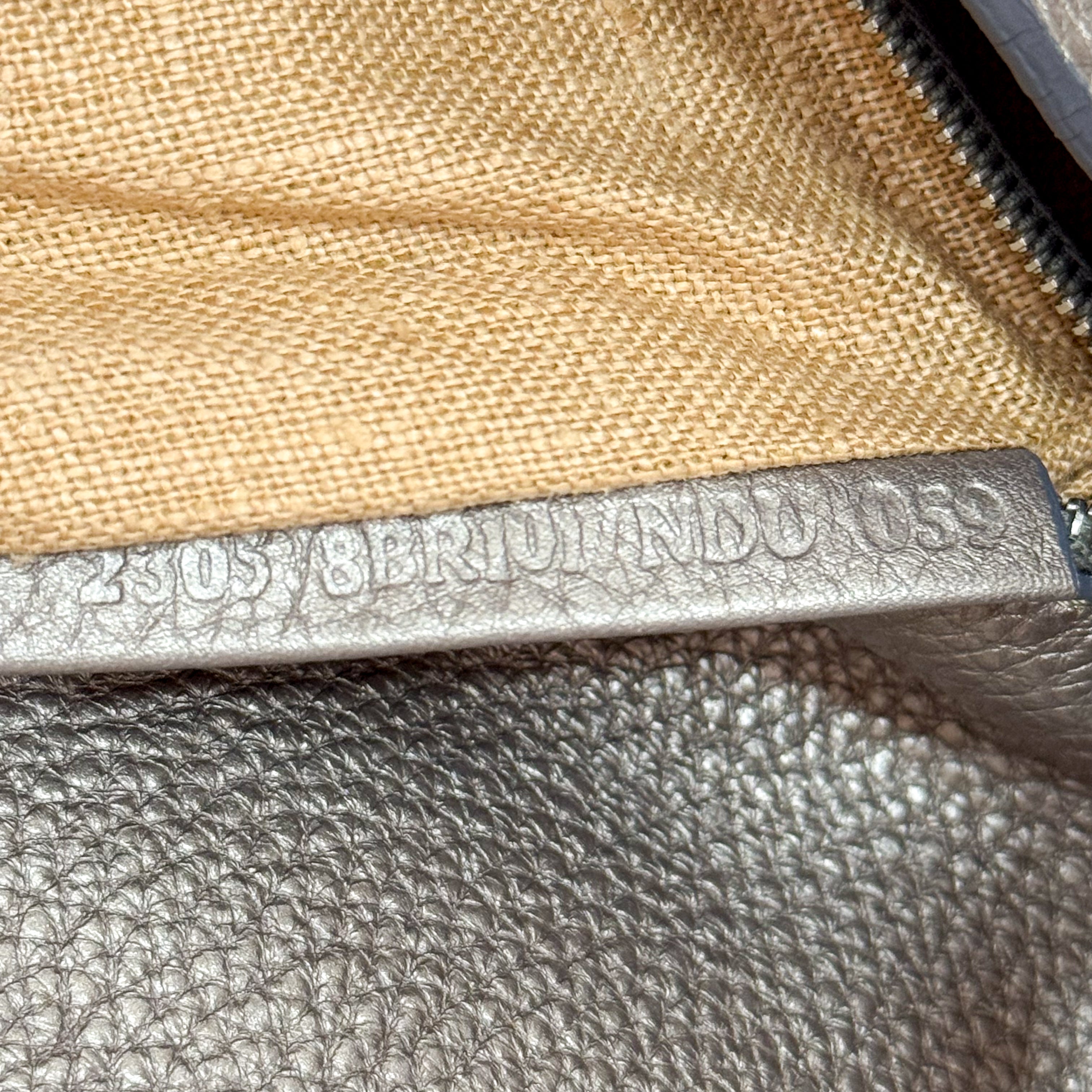 Baguette Seleria Greige Leather Bag