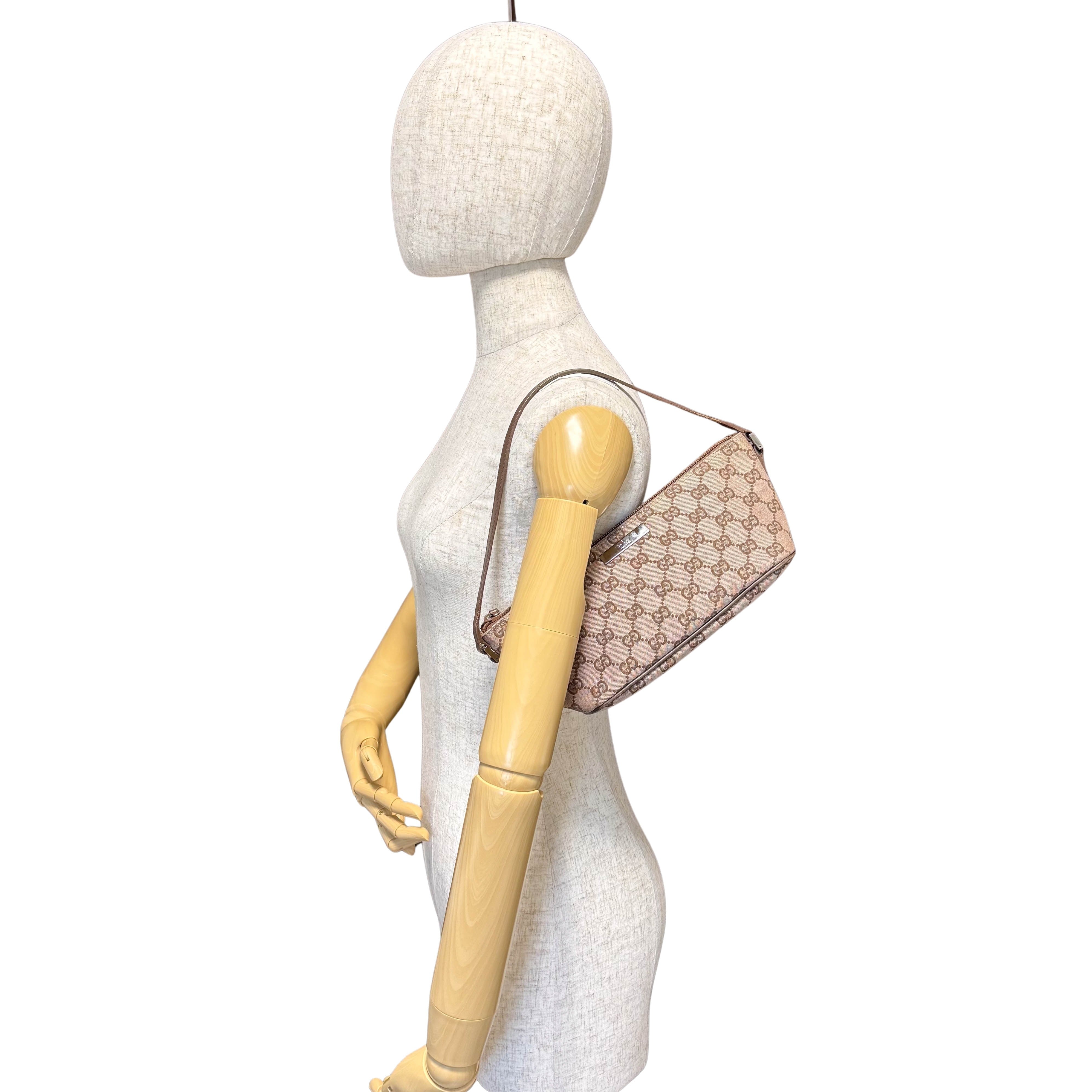 Brown GG Canvas Hobo Pochette Bag