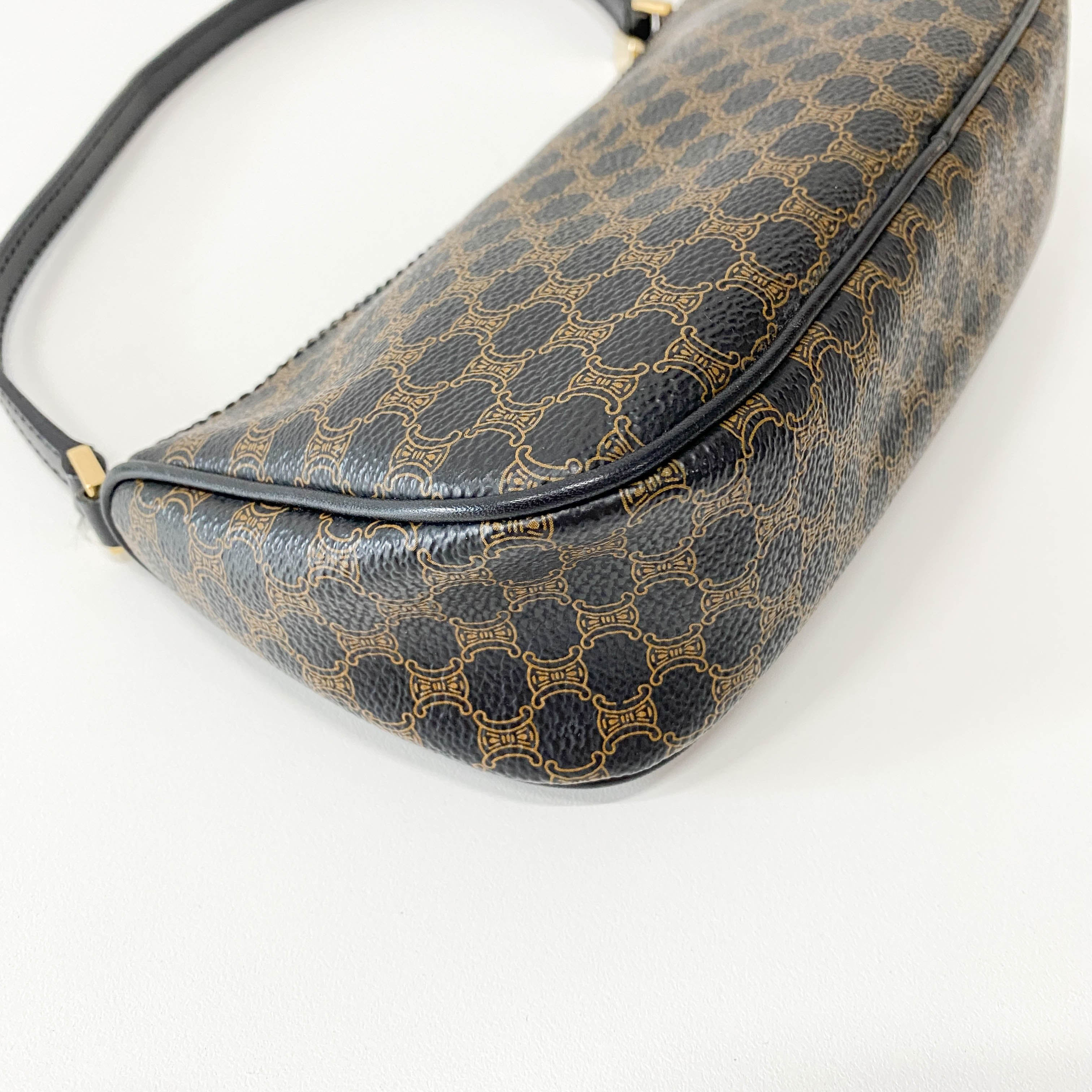 Macadam Triomphe Black Leather Shoulder Bag