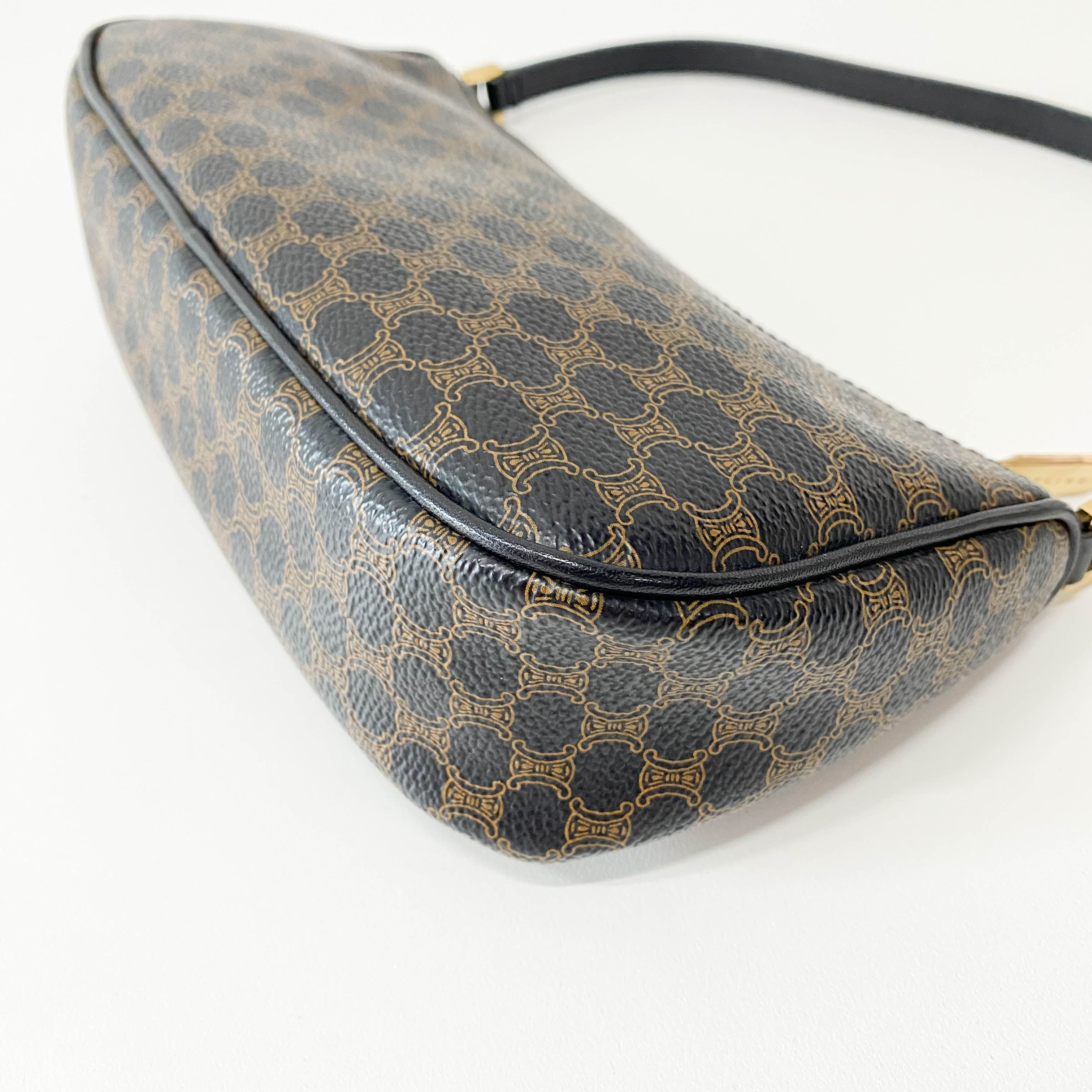 Macadam Triomphe Black Leather Shoulder Bag