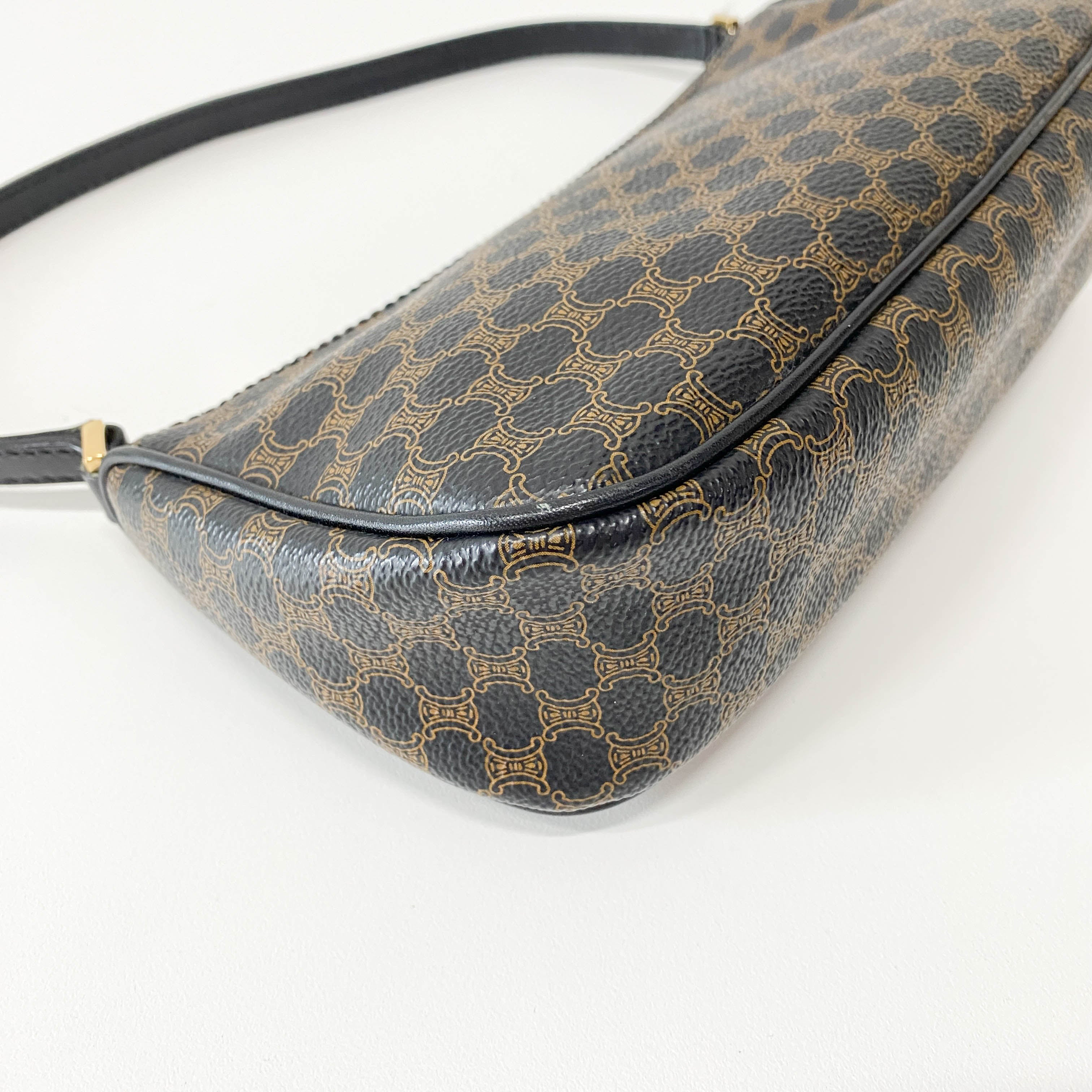 Macadam Triomphe Black Leather Shoulder Bag