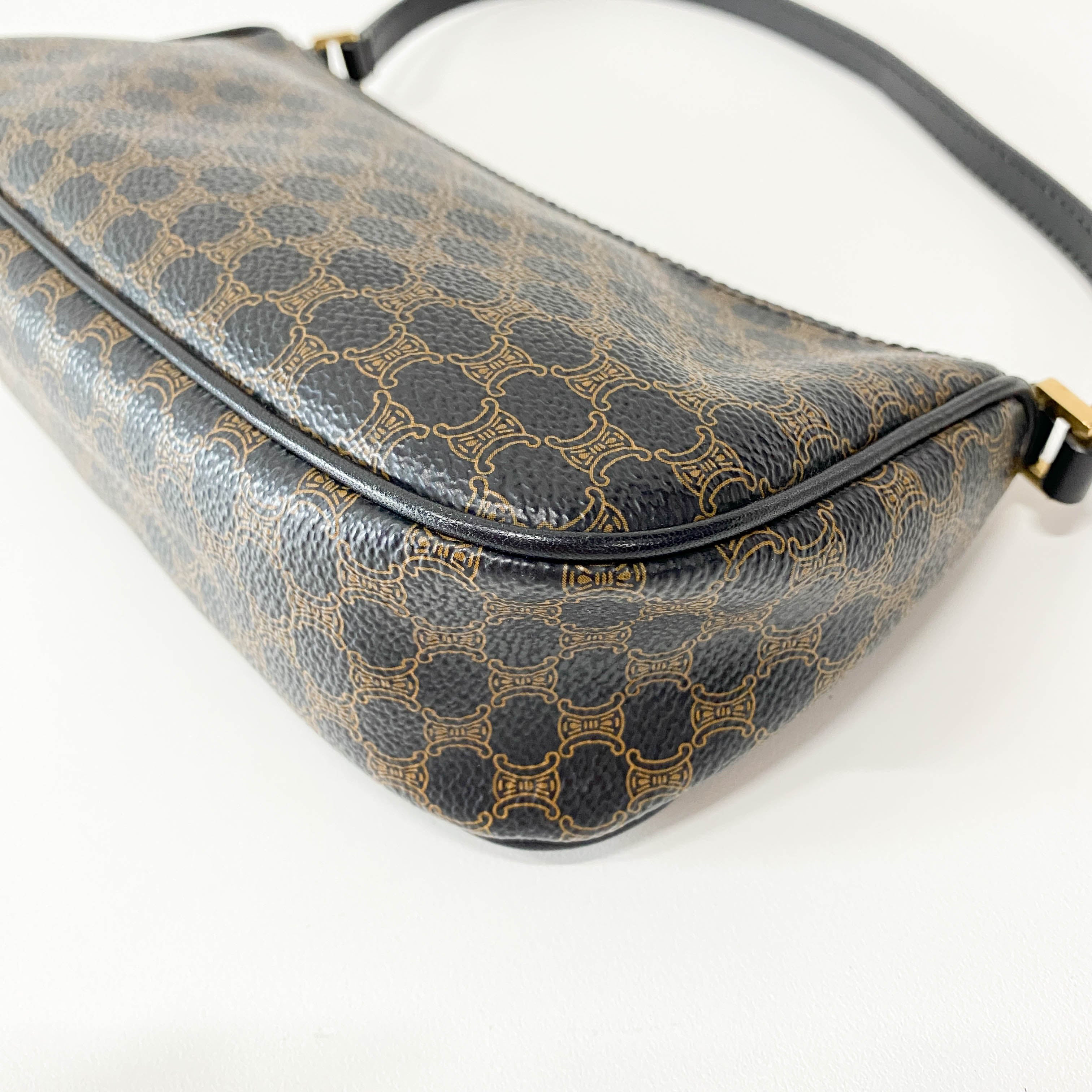 Macadam Triomphe Black Leather Shoulder Bag