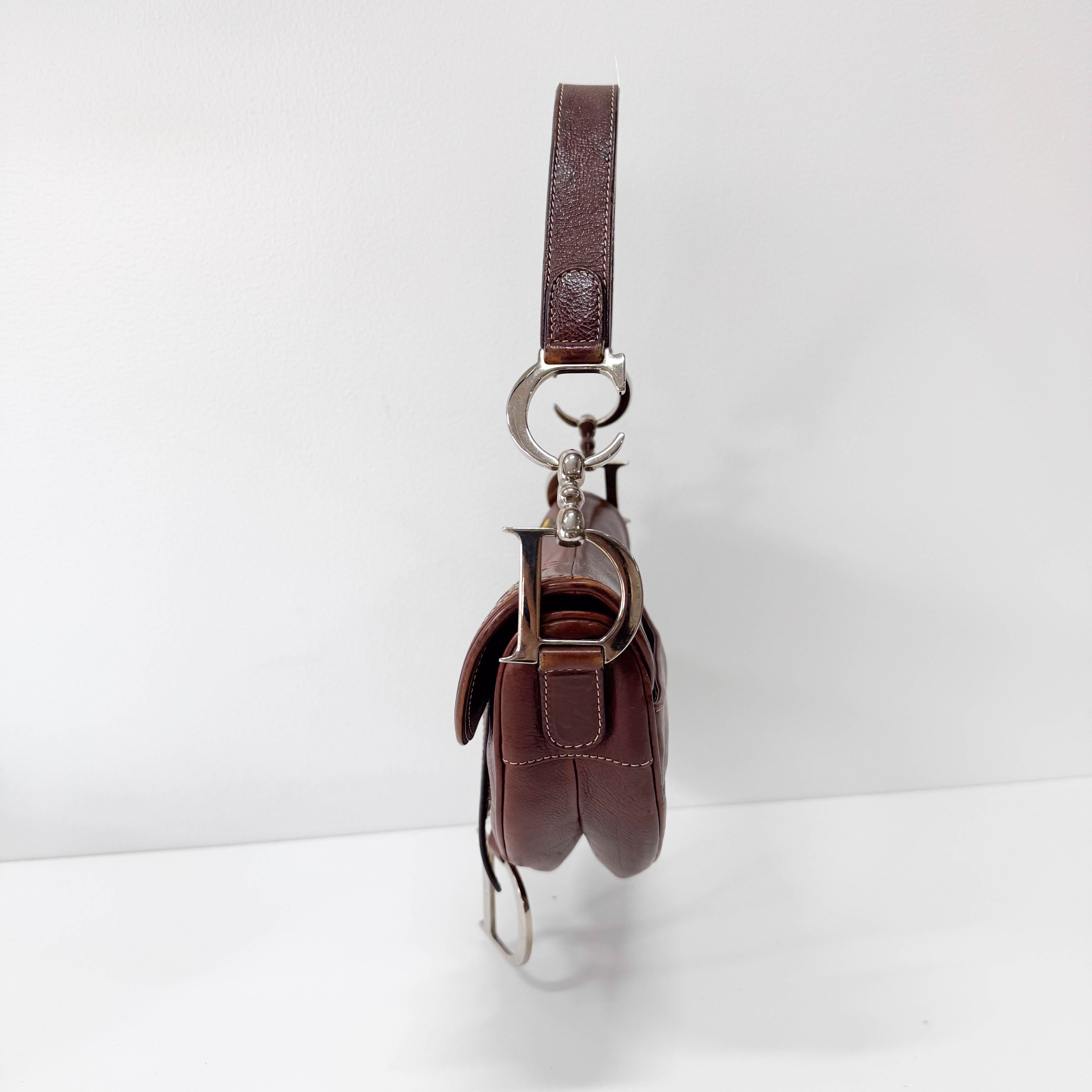 Limited Edition Saddle Brown Leather Flower Embroidered Shoulder Bag