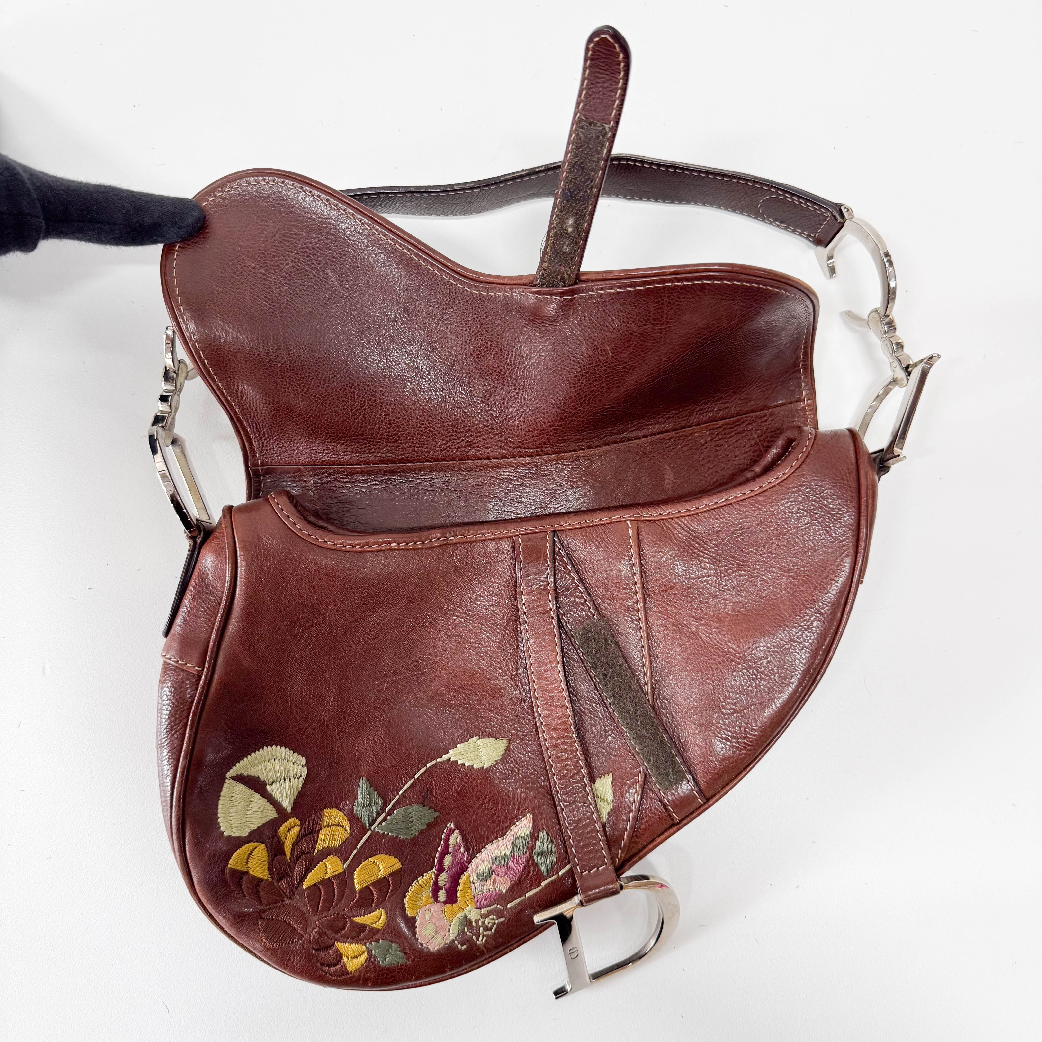 Limited Edition Saddle Brown Leather Flower Embroidered Shoulder Bag