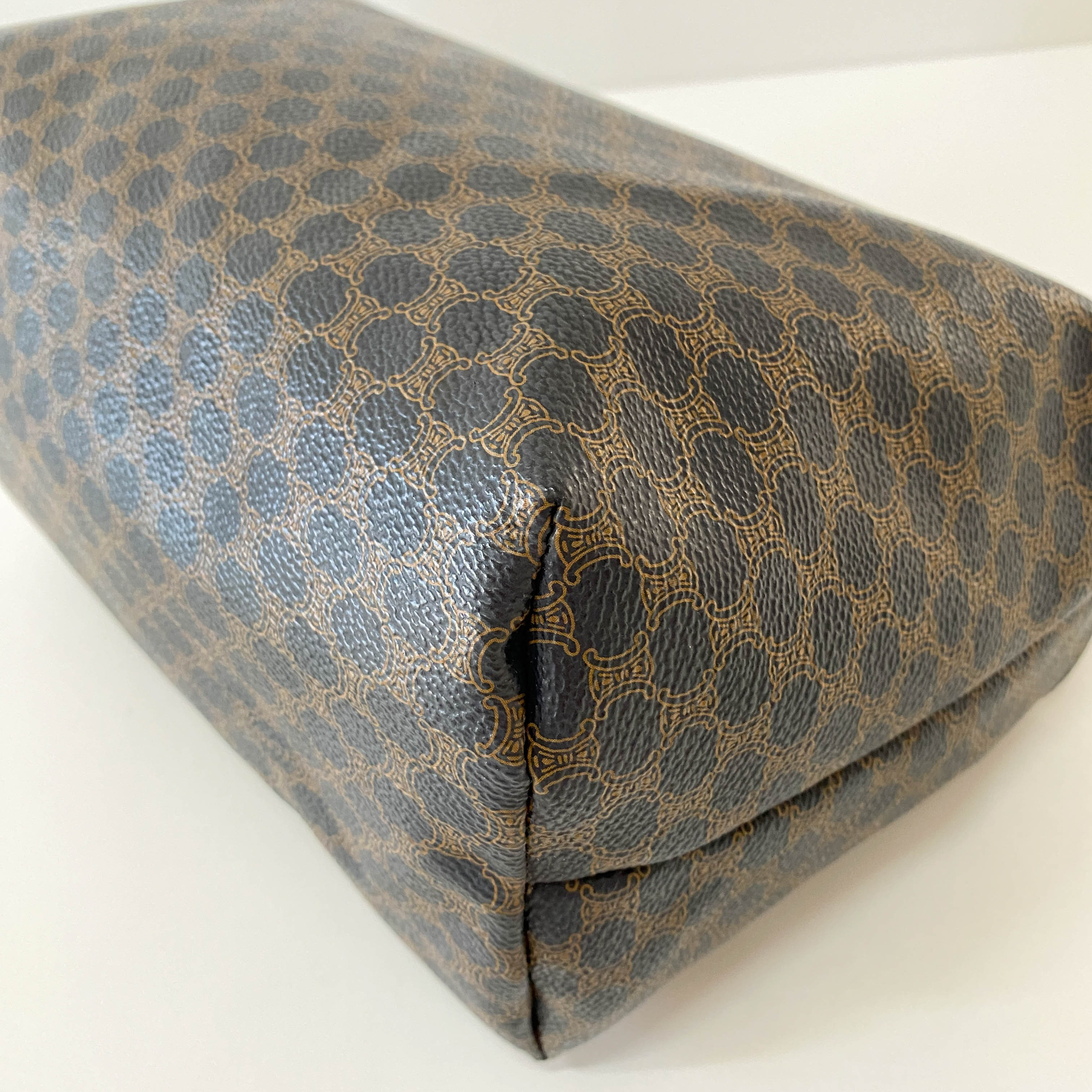 Black Macadam Triomphe Shoulder Pouch Bag