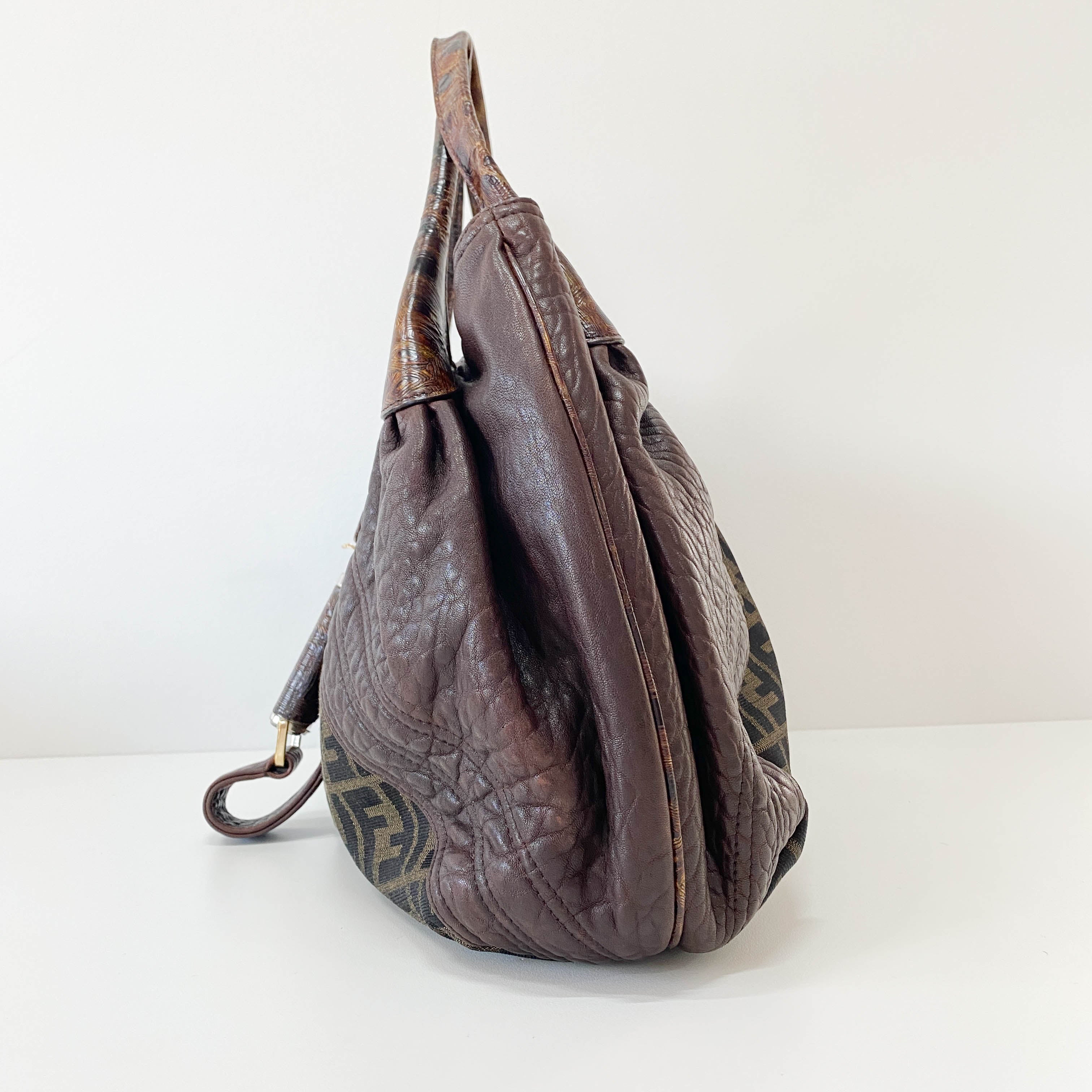 Spy Brown Leather Shoulder Bag