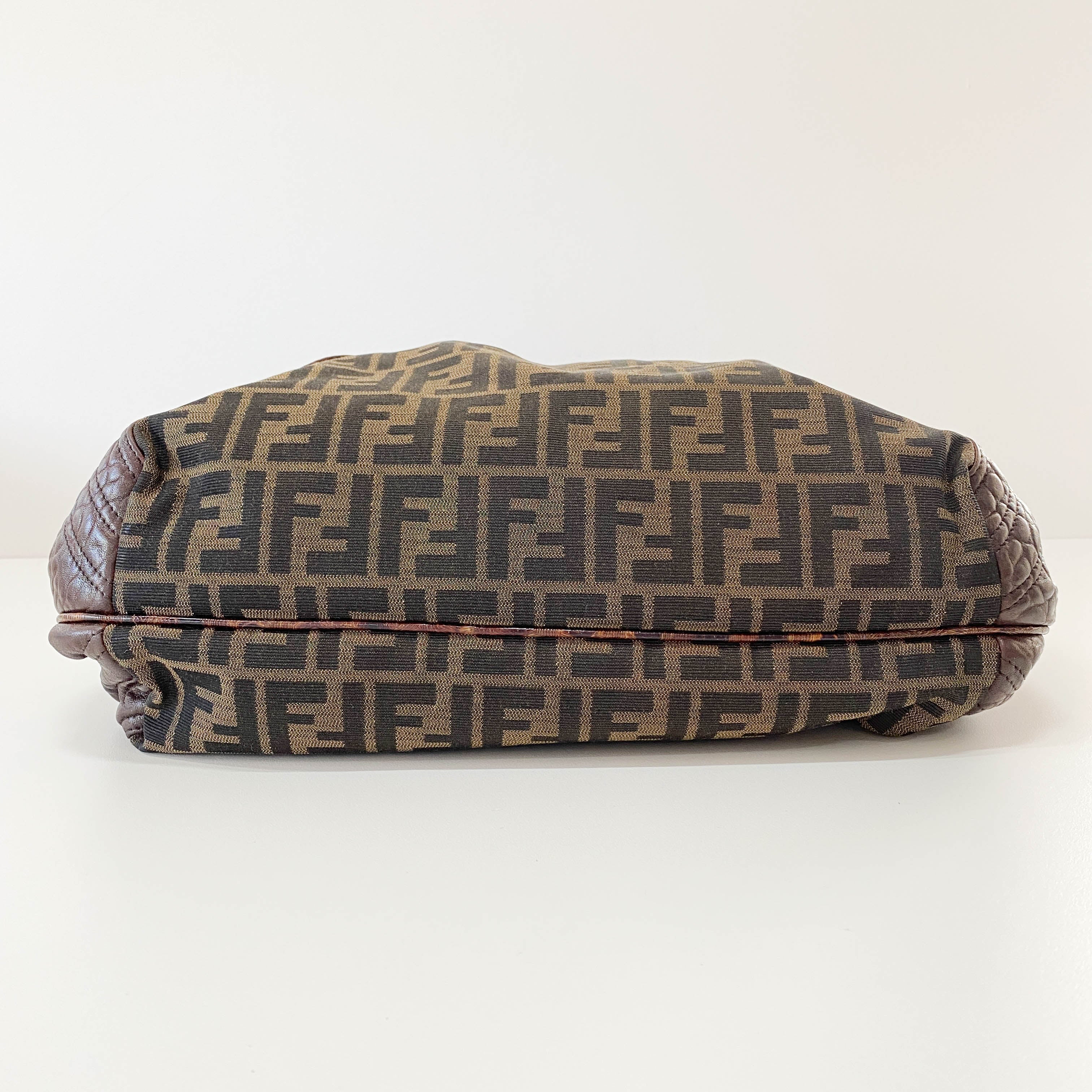 Spy Brown Leather Shoulder Bag