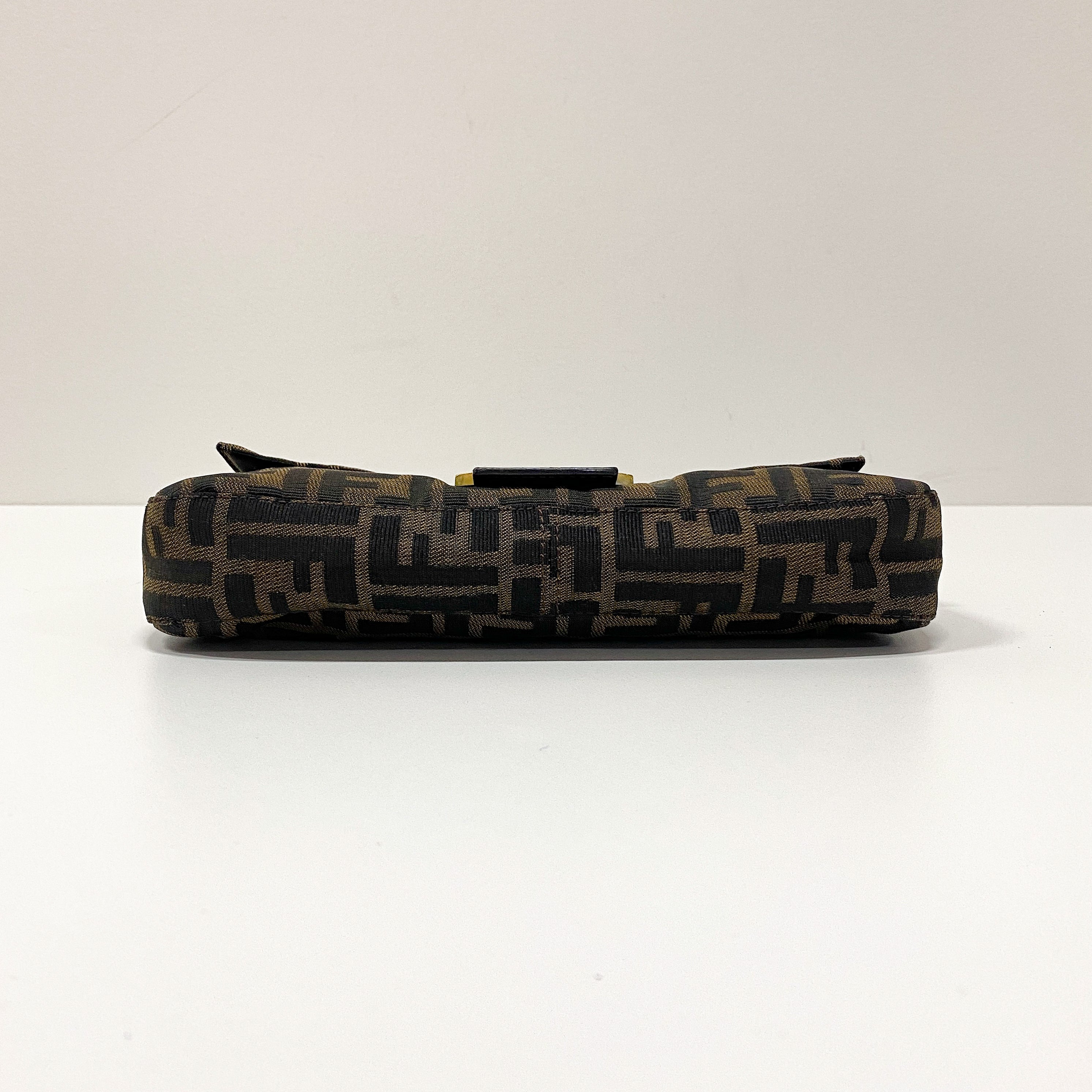 Zucca Baguette Canvas Shoulder Bag