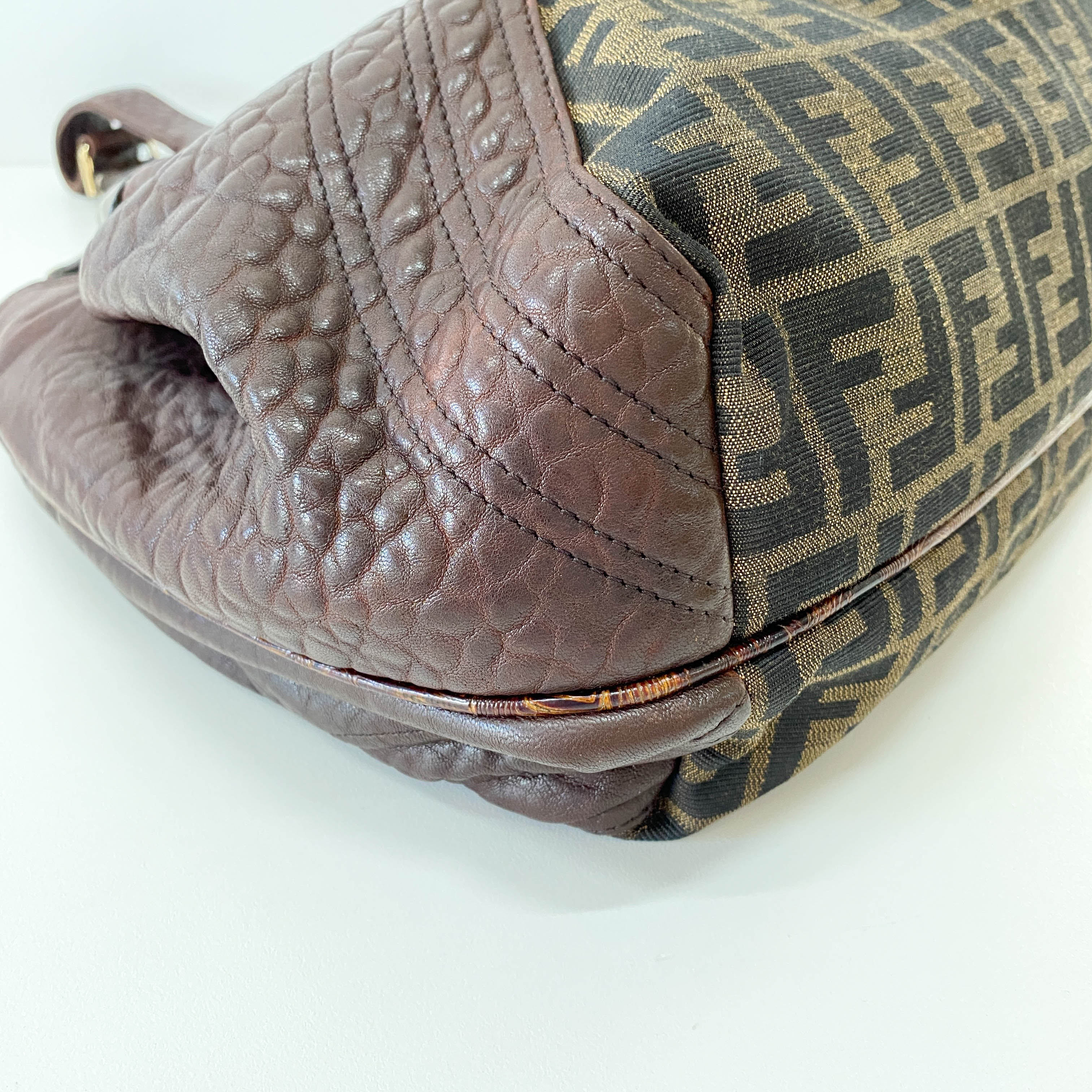 Spy Brown Leather Shoulder Bag