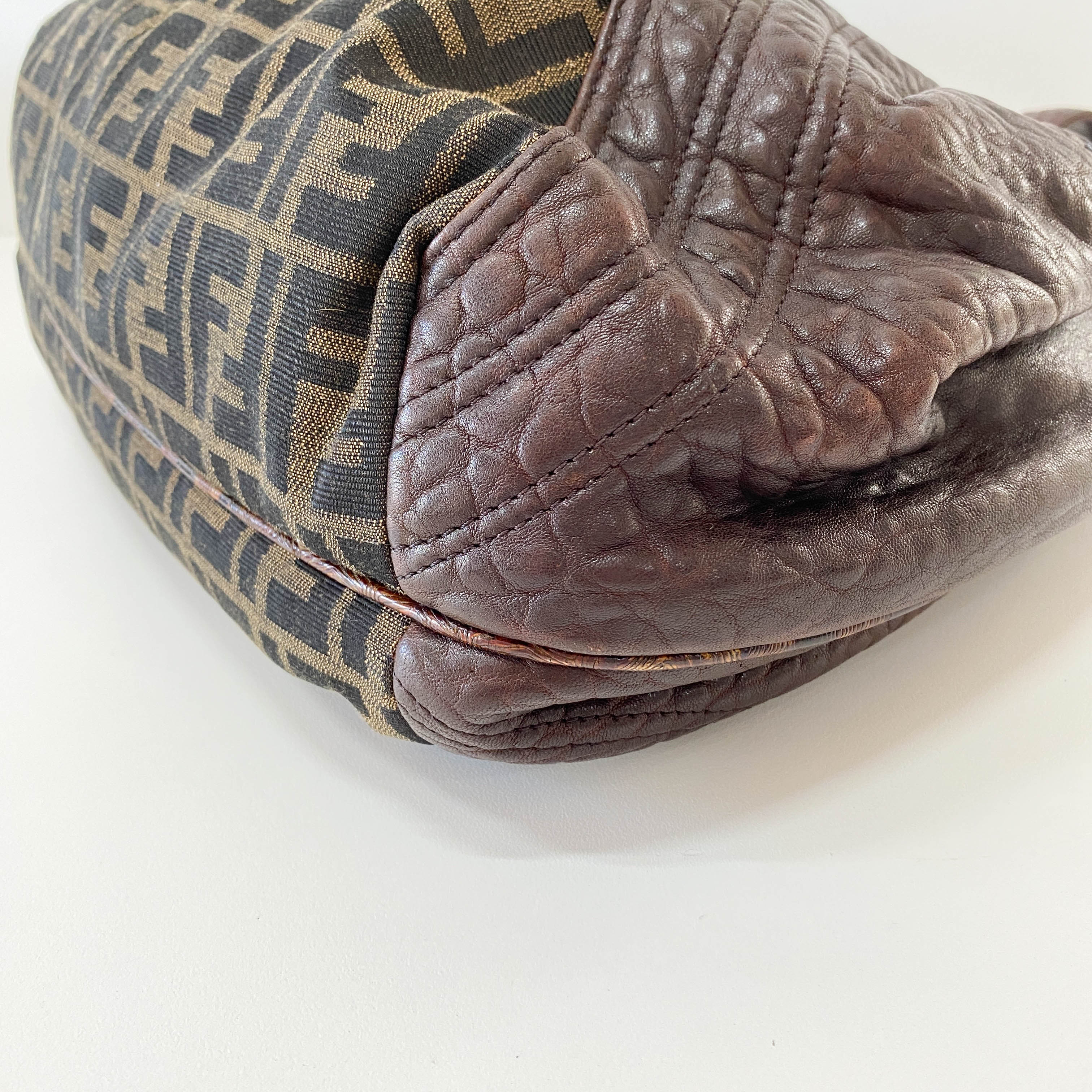 Spy Brown Leather Shoulder Bag