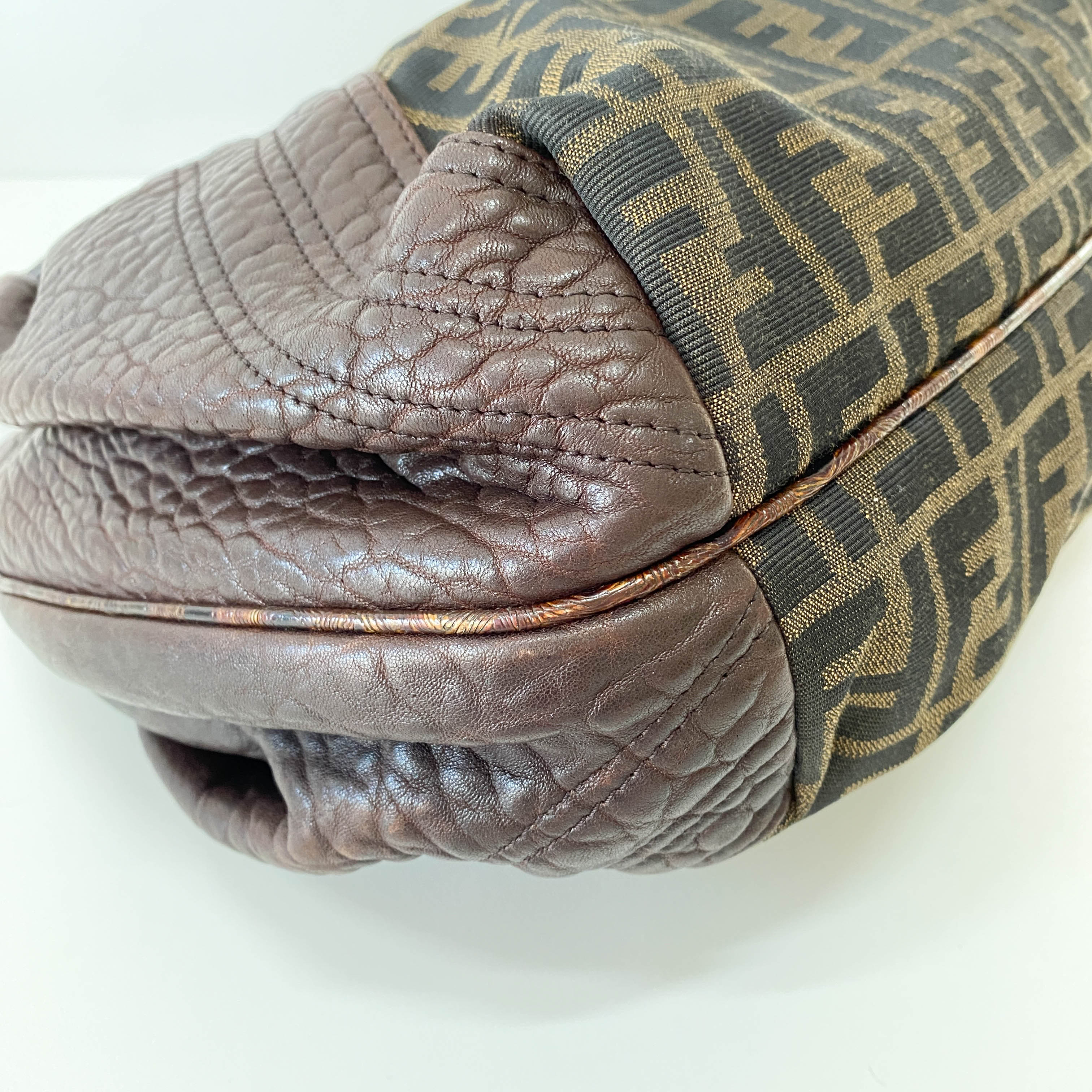 Spy Brown Leather Shoulder Bag