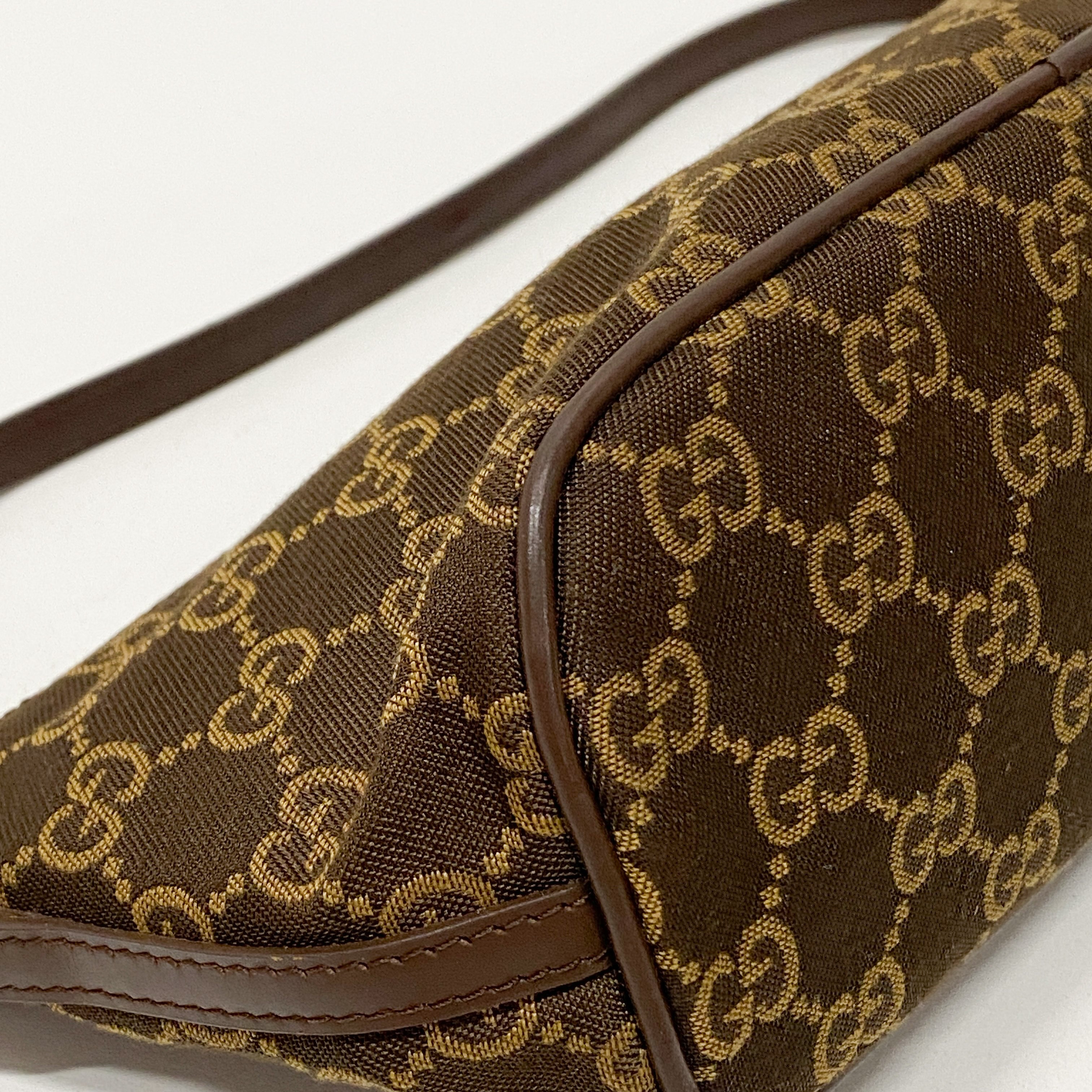 Boat GG Canvas Brown Pouch