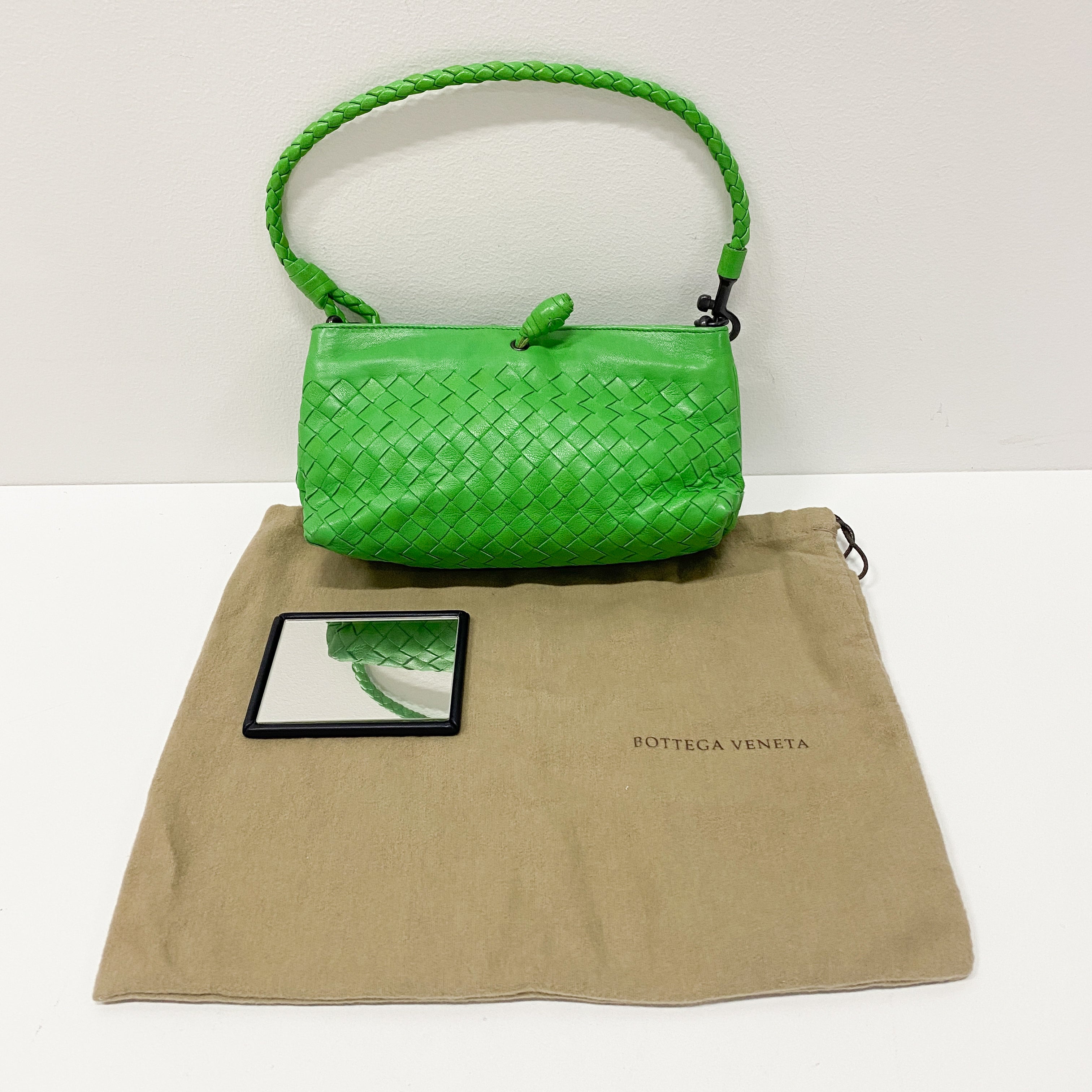 Intrecciato Small Green Leather Shoulder Bag