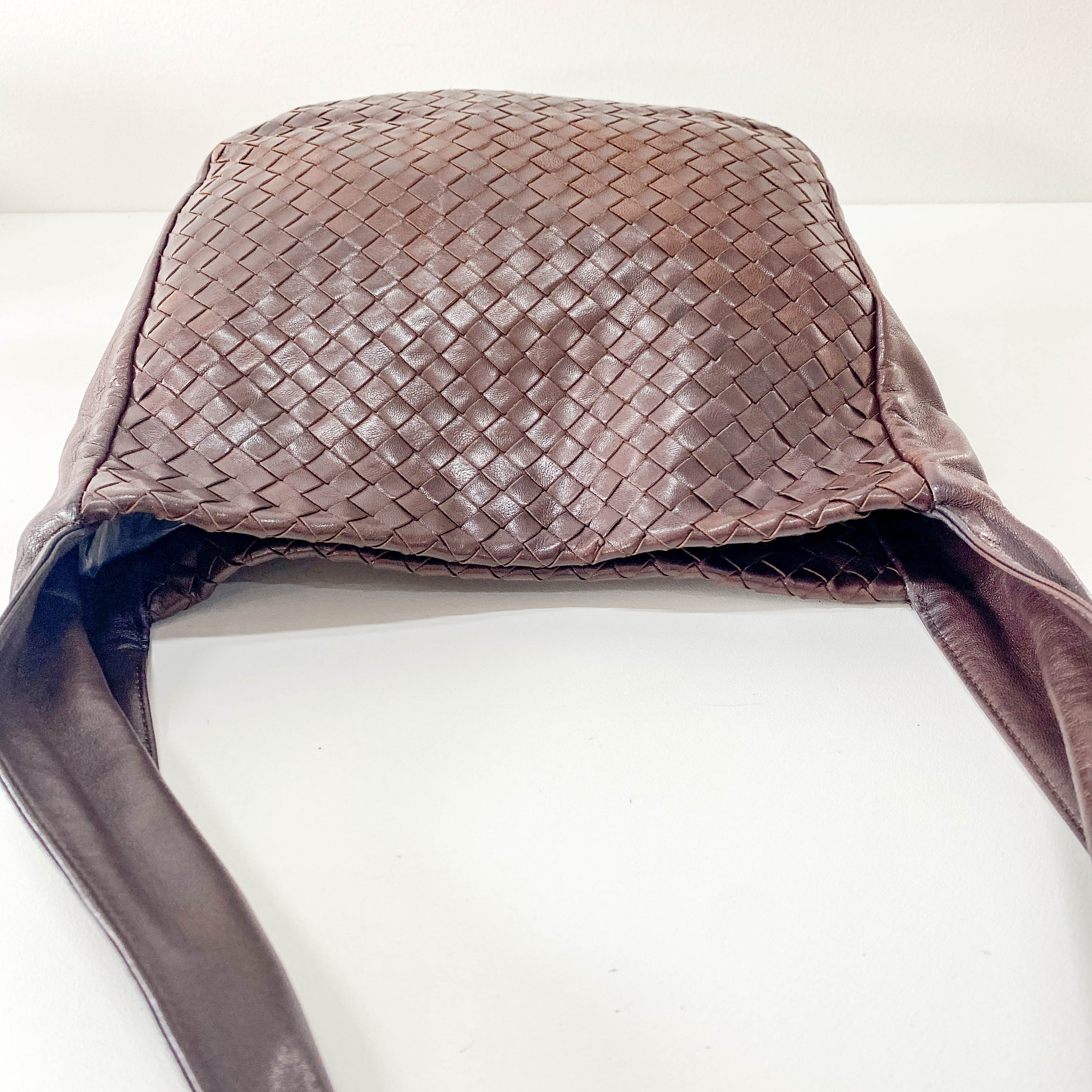 Intrecciato Brown Leather Large Strap Shoulder Bag