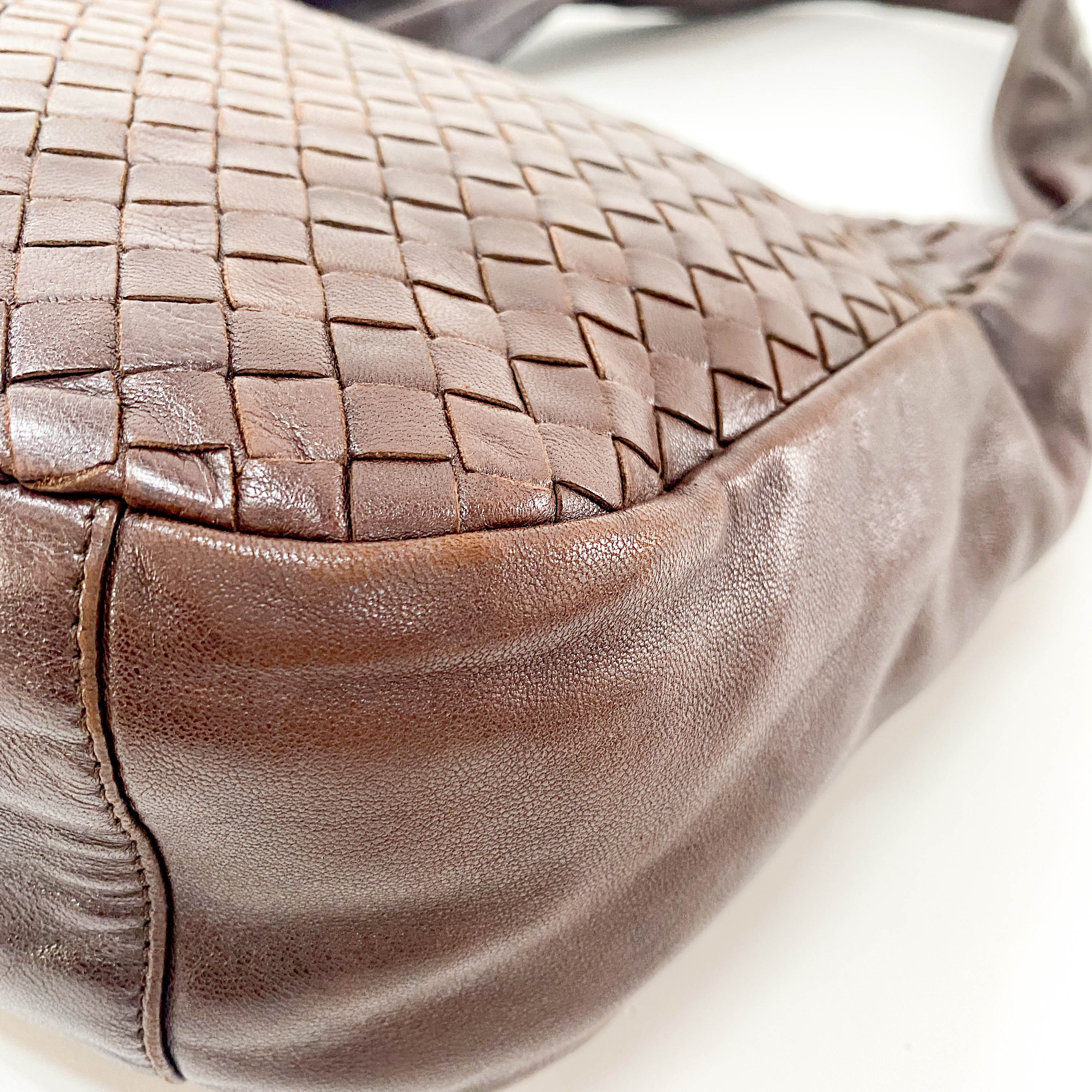 Intrecciato Brown Leather Large Strap Shoulder Bag