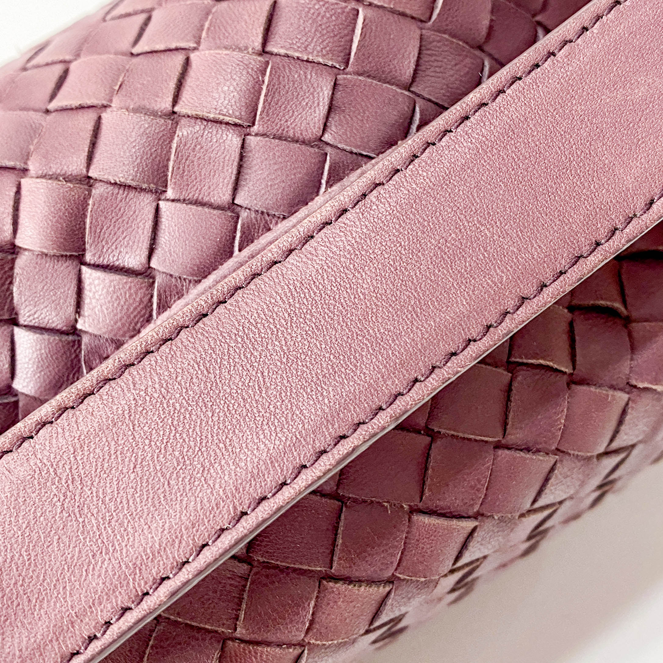 Intrecciato Purple Leather Pouch Bag