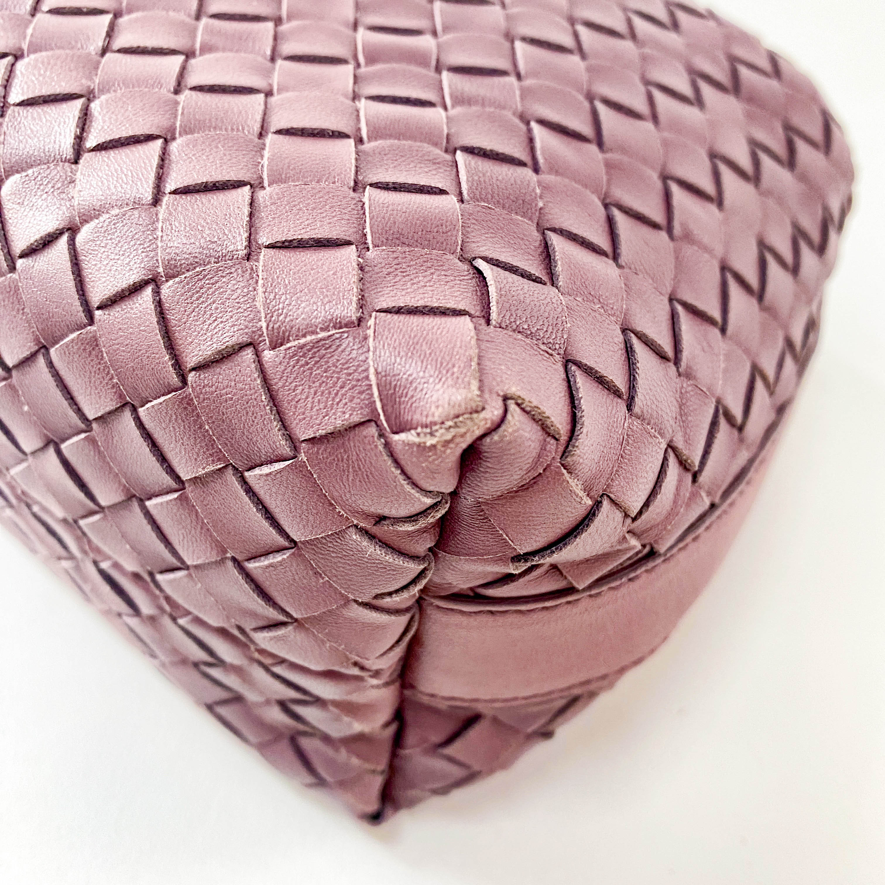 Intrecciato Purple Leather Pouch Bag