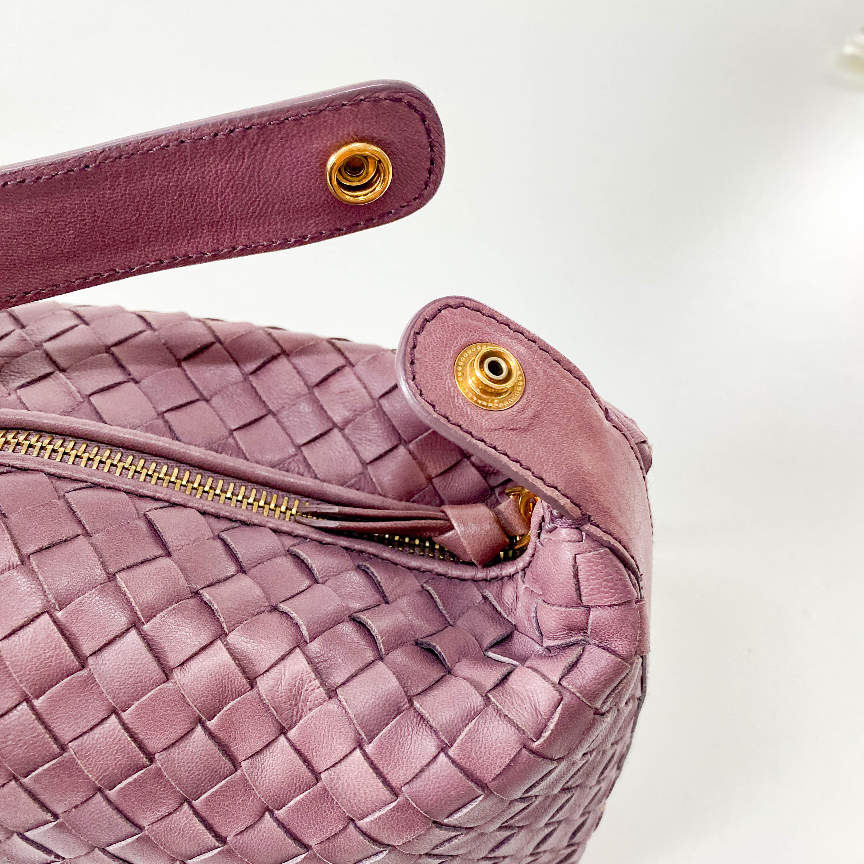 Intrecciato Purple Leather Pouch Bag