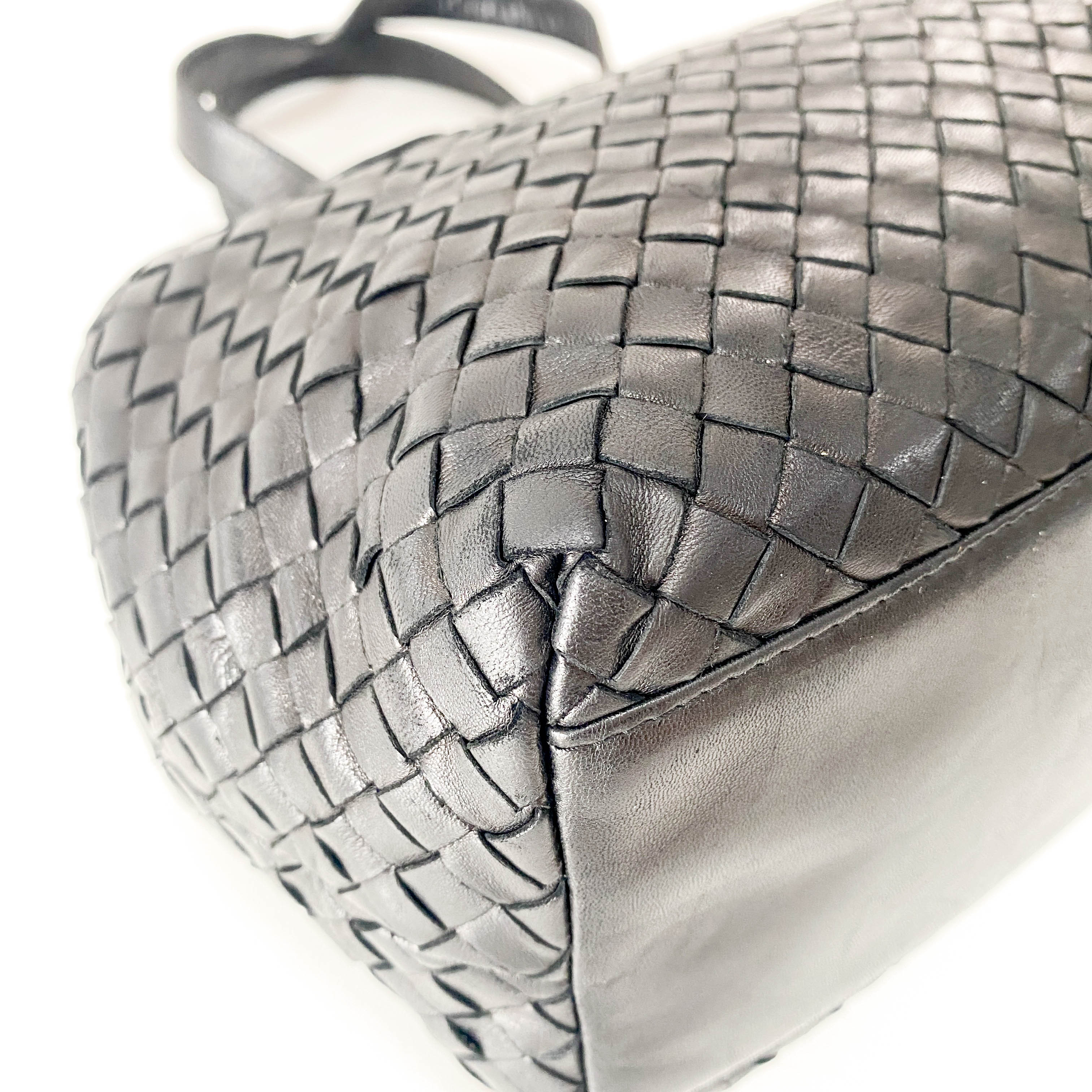 Intrecciato Black Leather Top Handle Bag