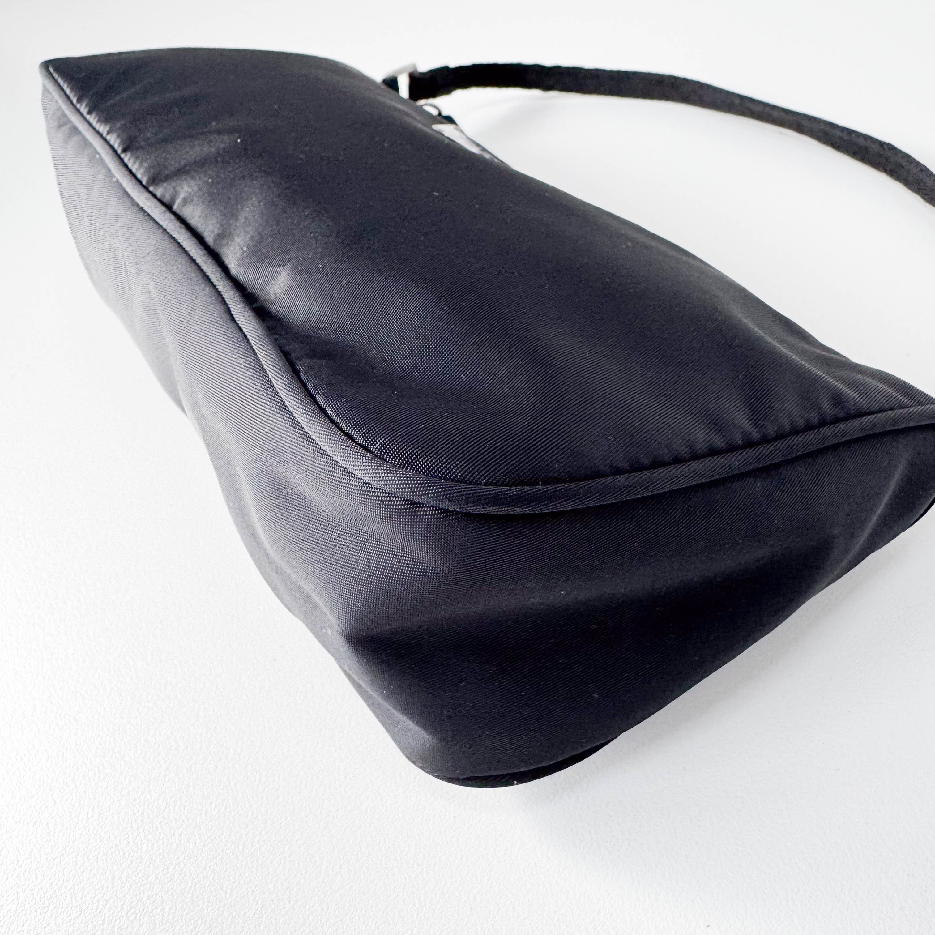 Tessuto Black Nylon Accesorie Pouch Bag