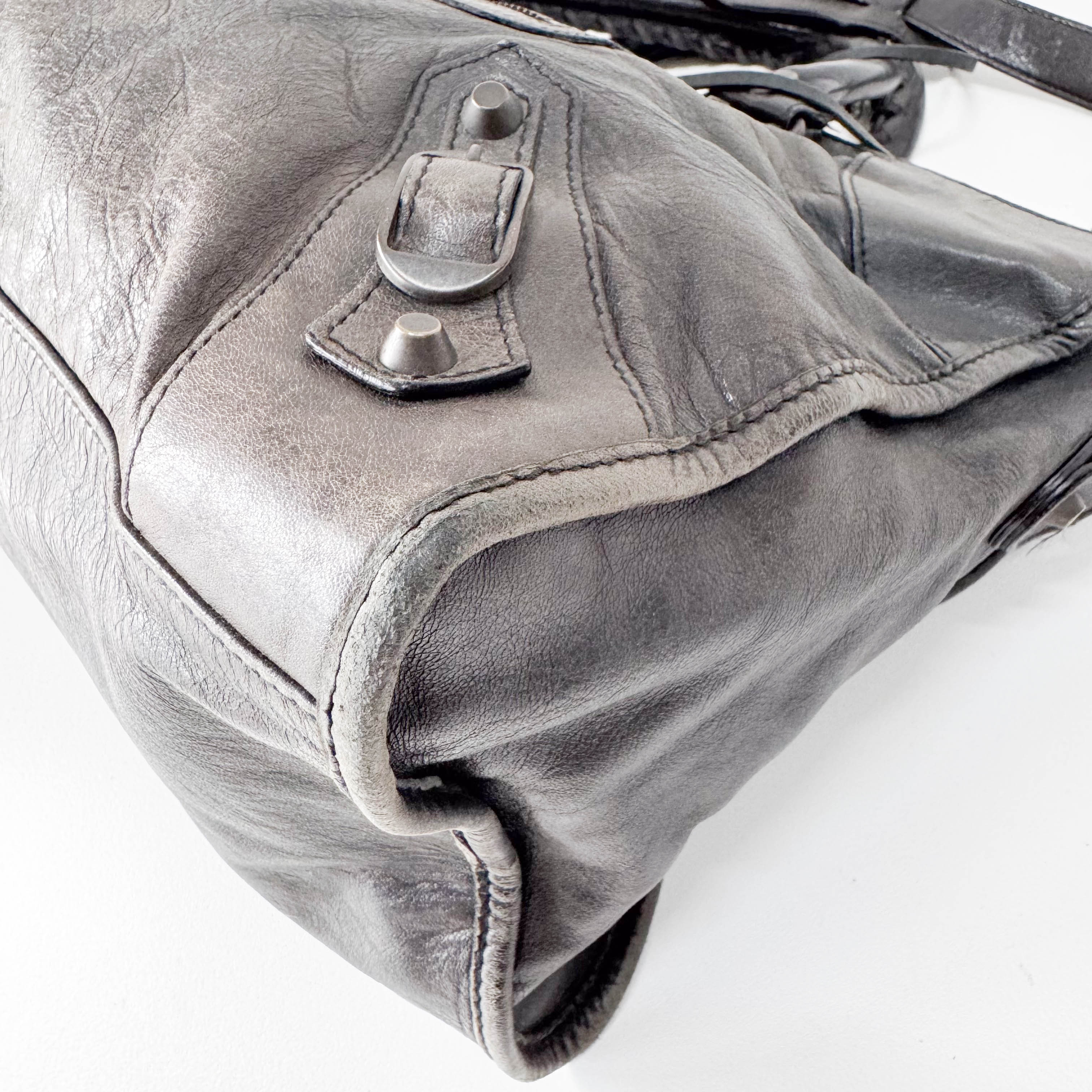 The City Grey Leather Hand bag