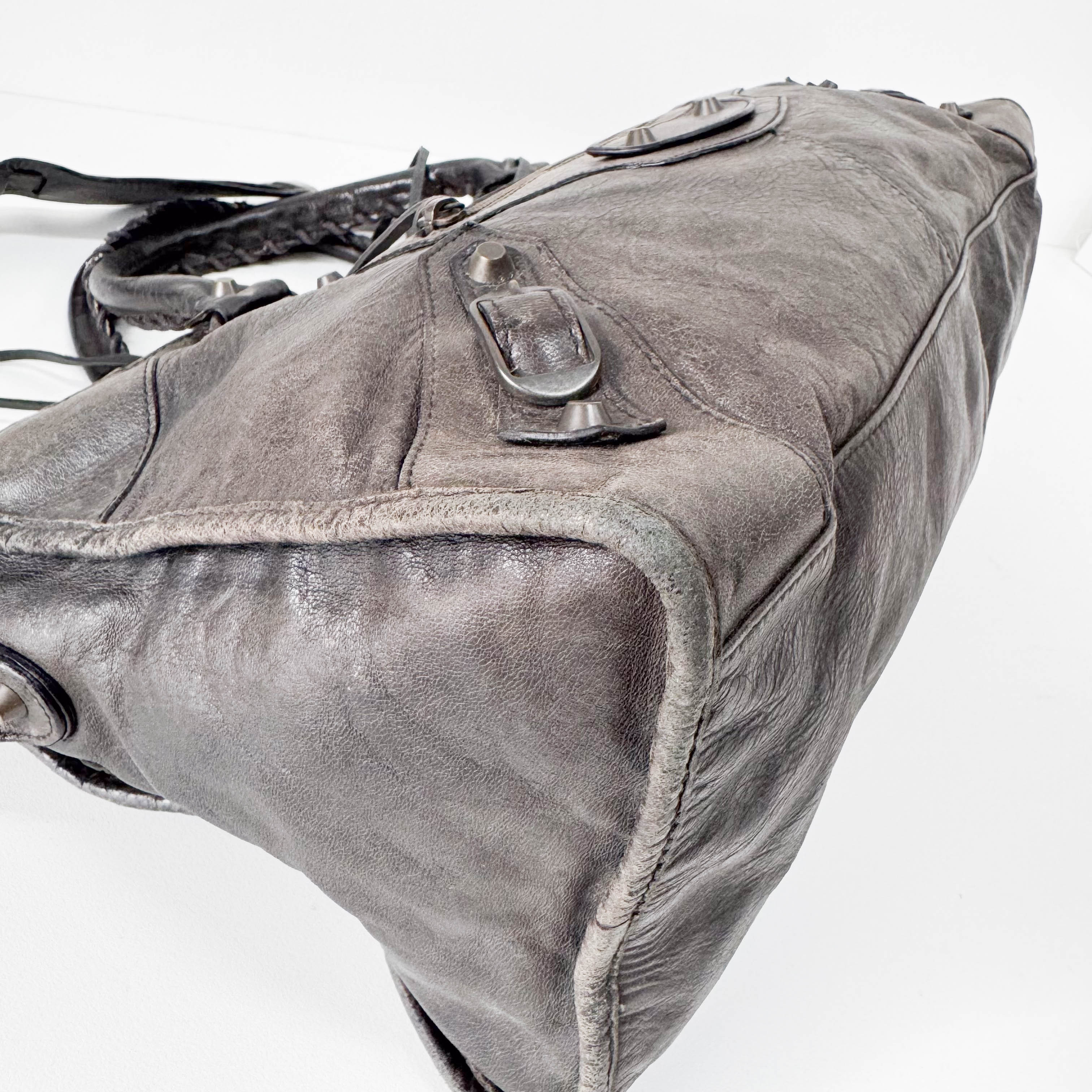 The City Grey Leather Hand bag