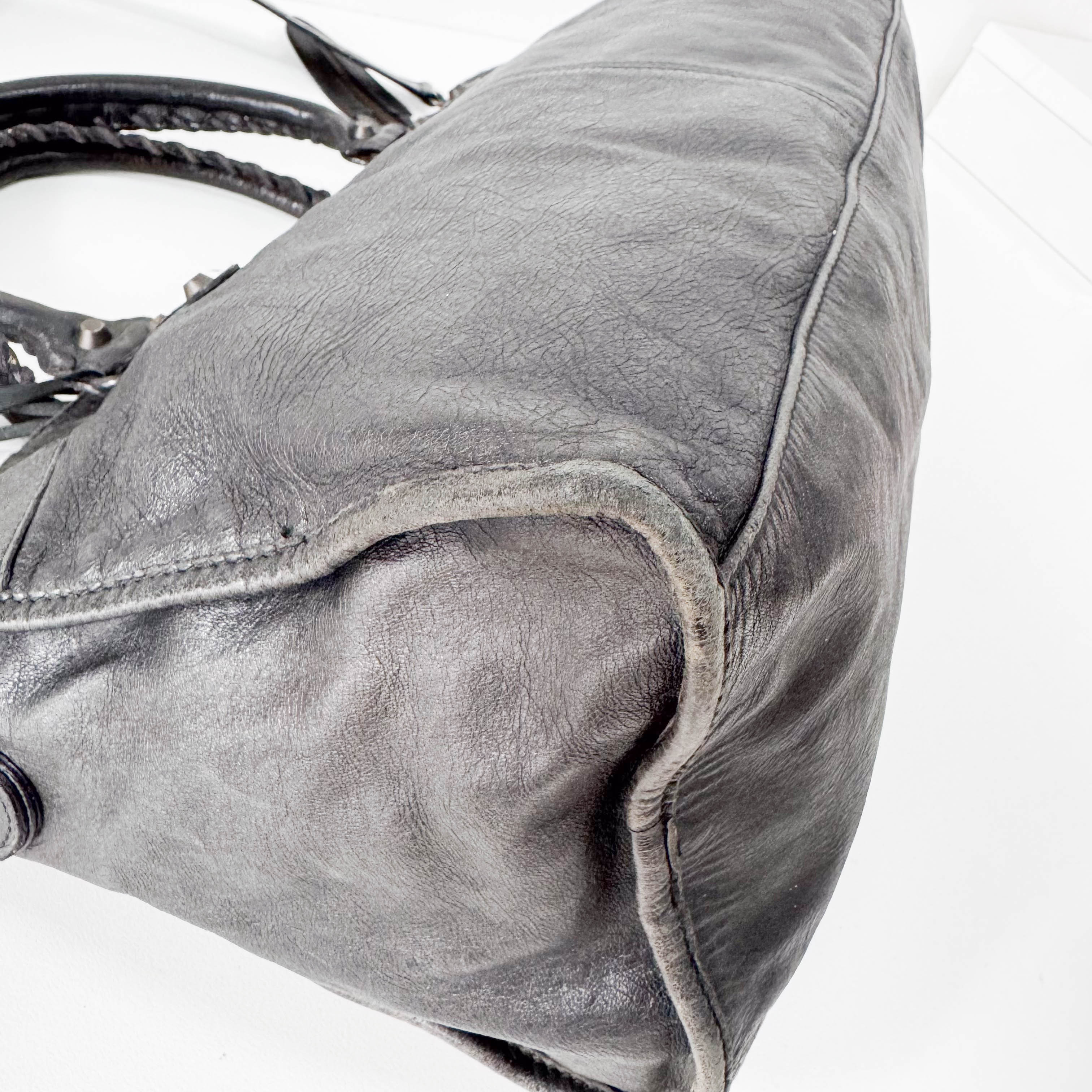 The City Grey Leather Hand bag