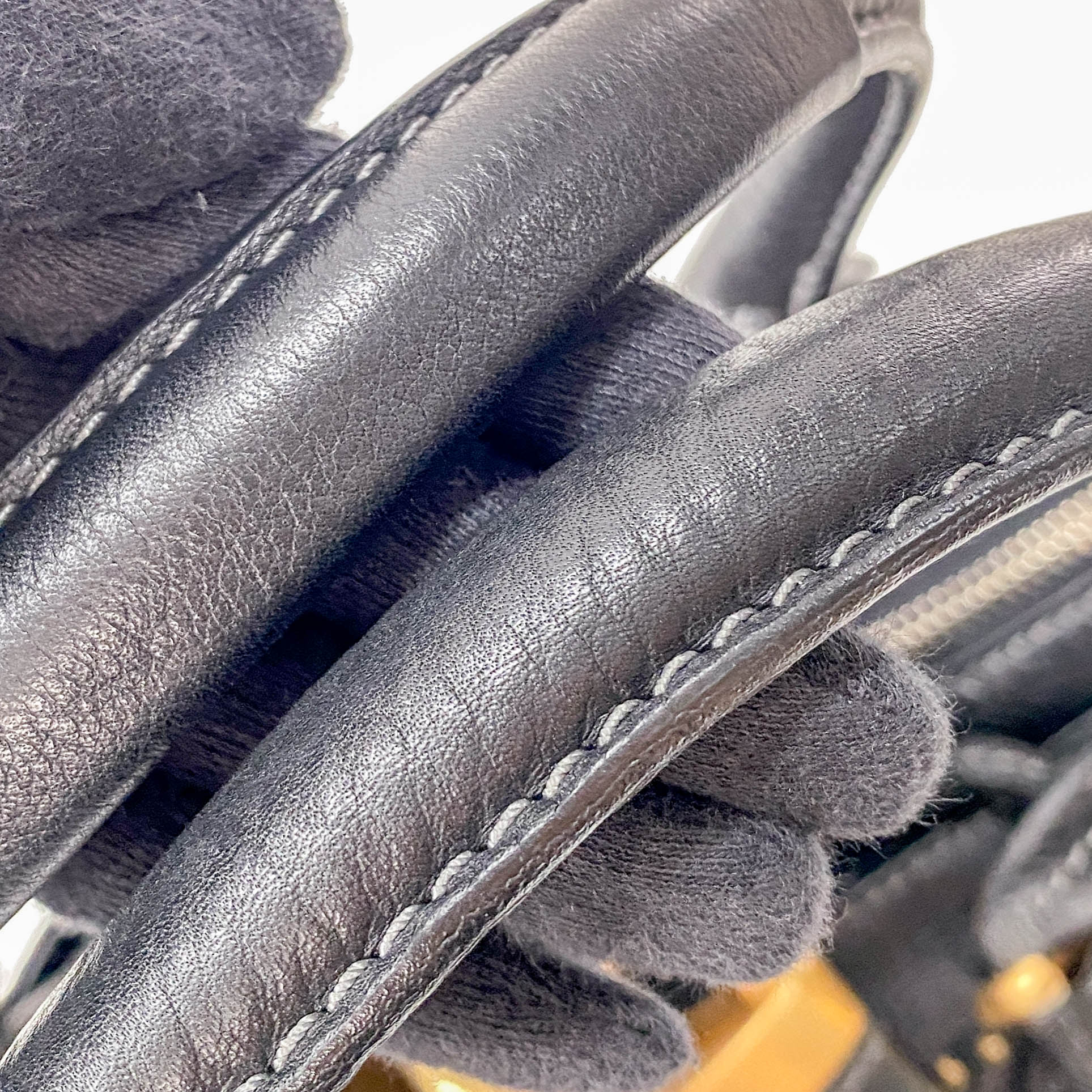 Paddington Leather Hand bag Black