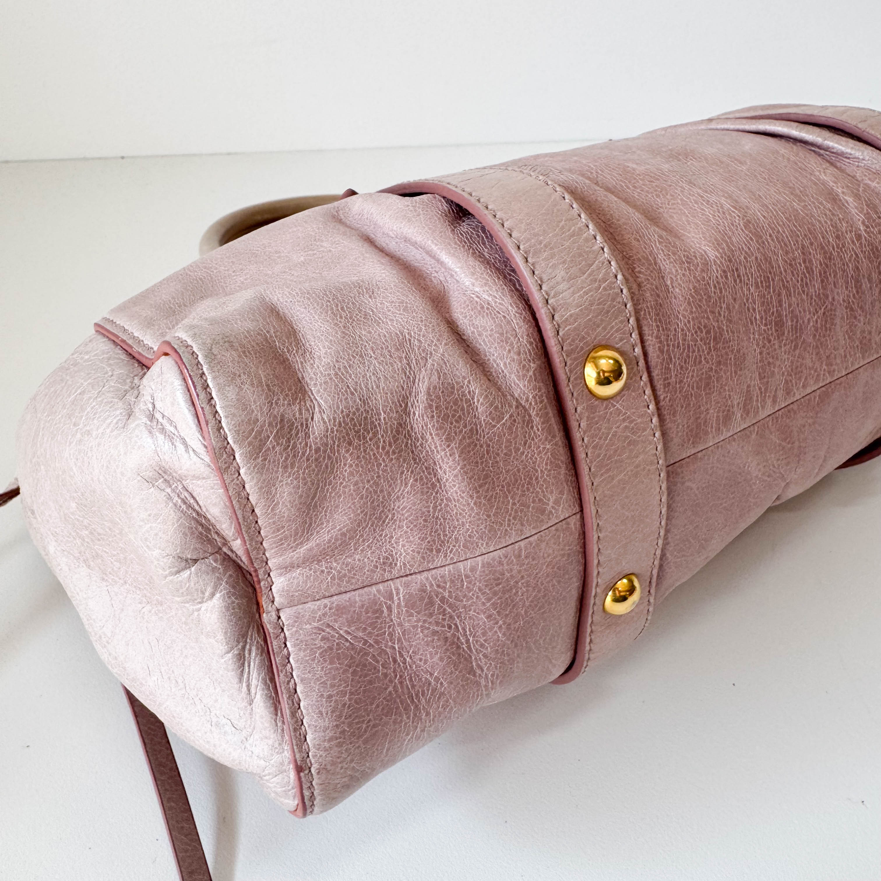 Vitello Bauletto Light Pink Leather Shoulder Bag
