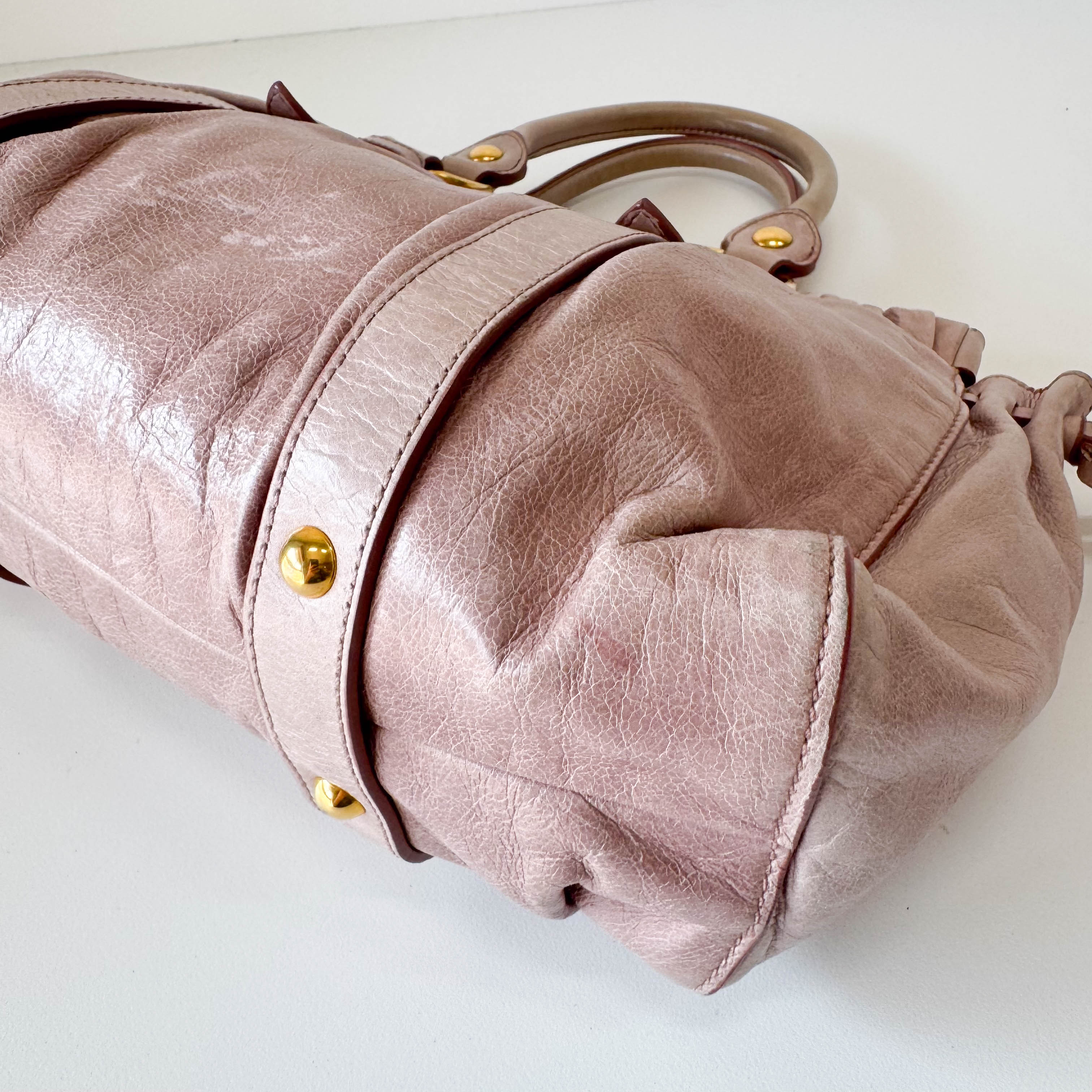 Vitello Bauletto Light Pink Leather Shoulder Bag