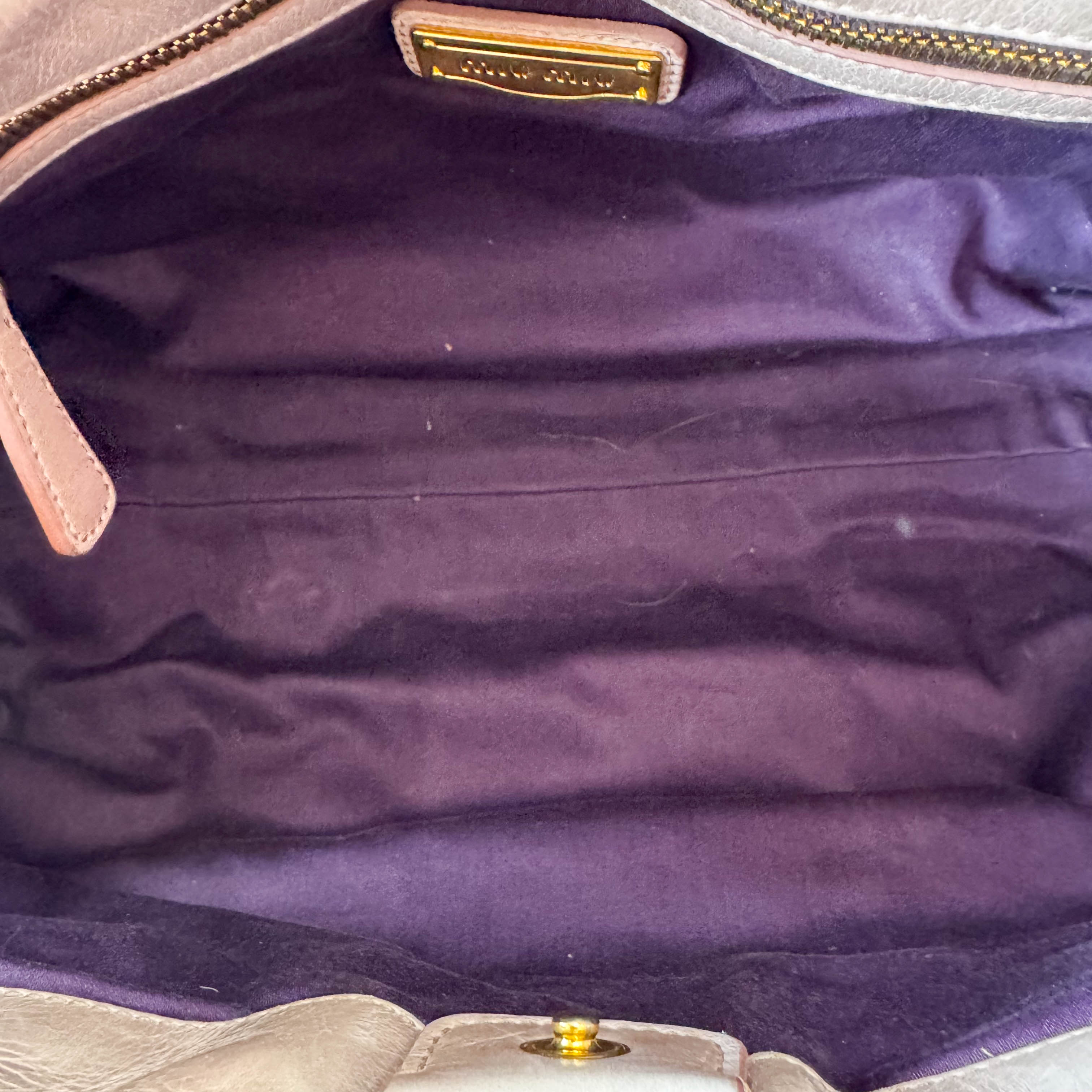 Vitello Bauletto Light Pink Leather Shoulder Bag