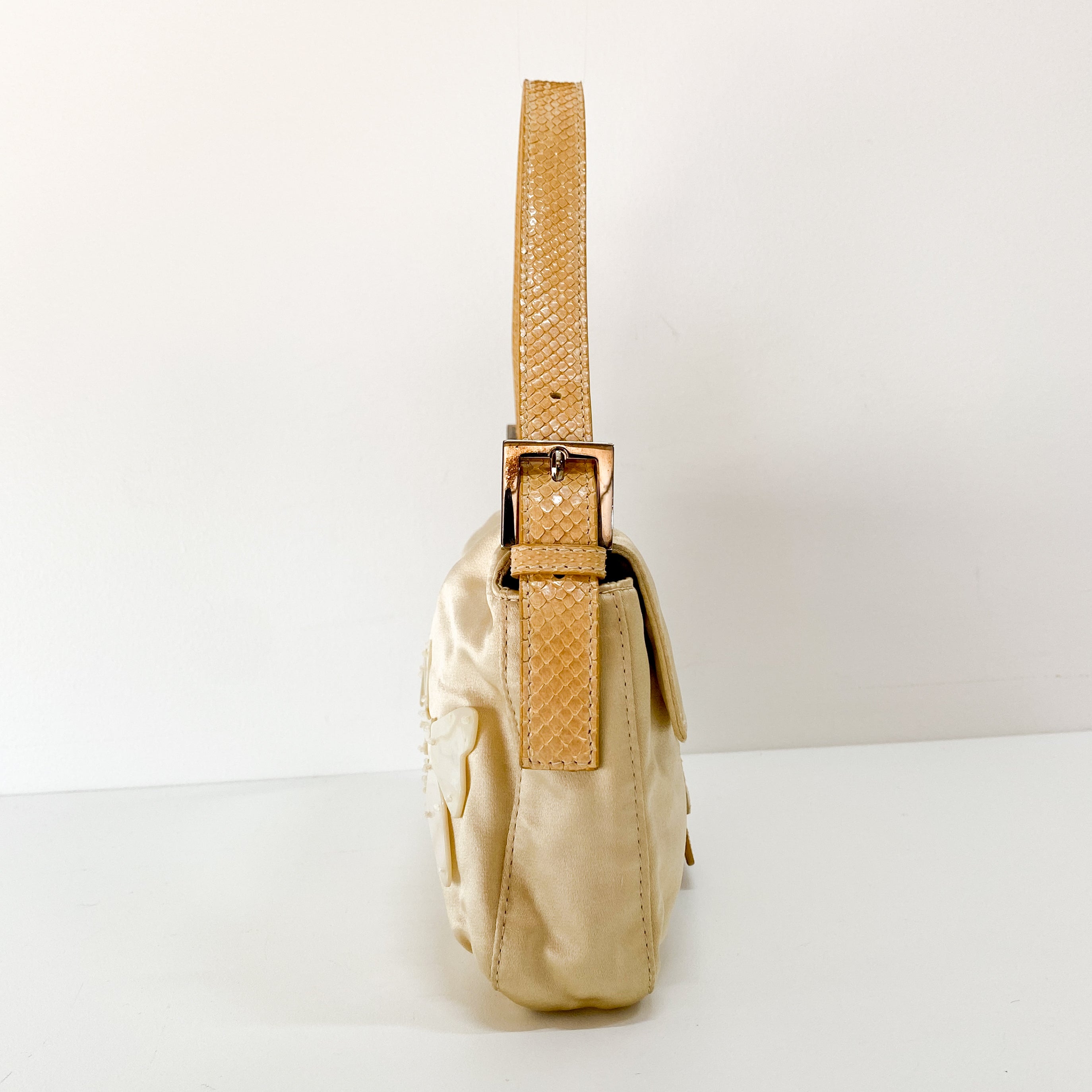 Baguette Beige Satin Mother of Pearl Fish