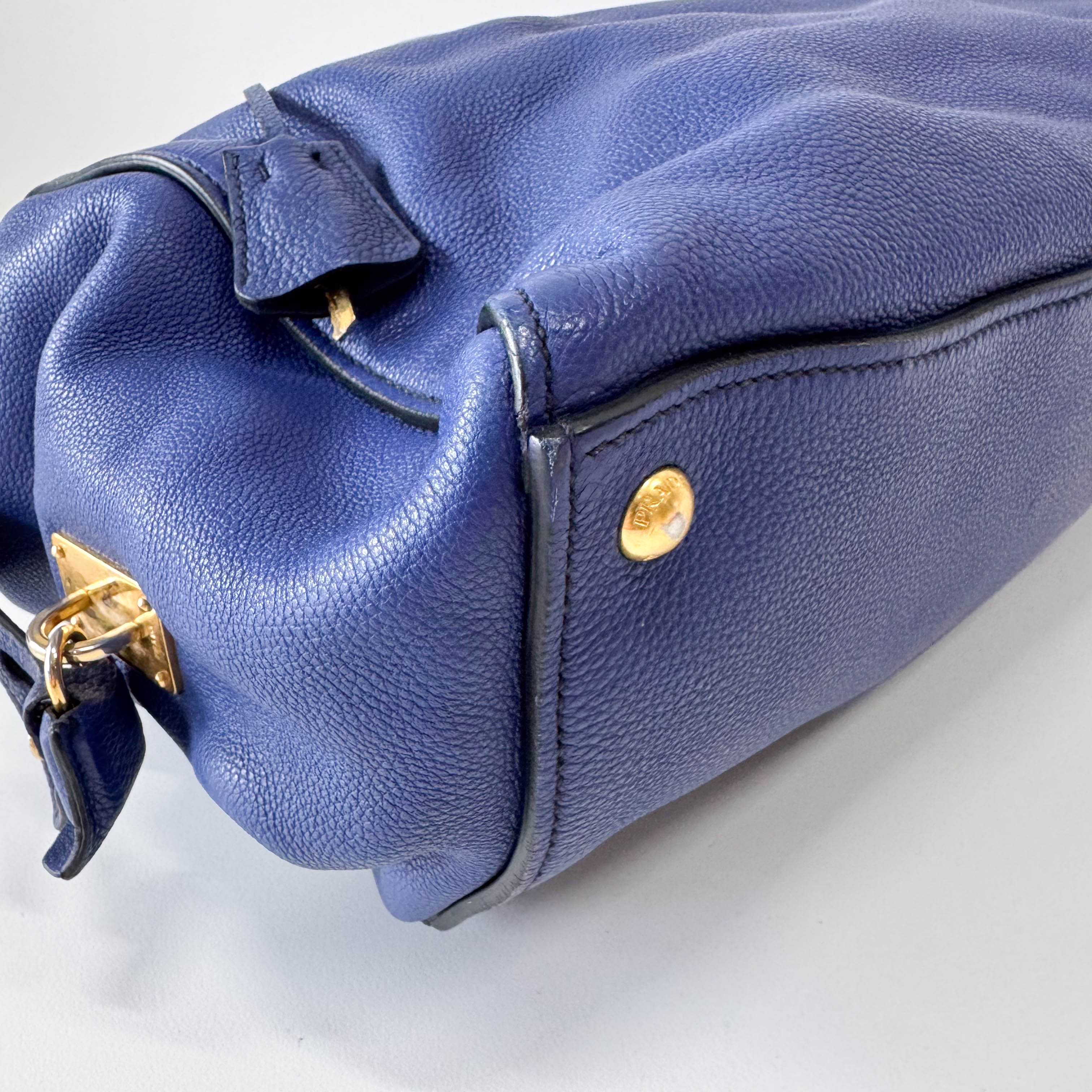 Vitello Blue Leather Shoulder Bag