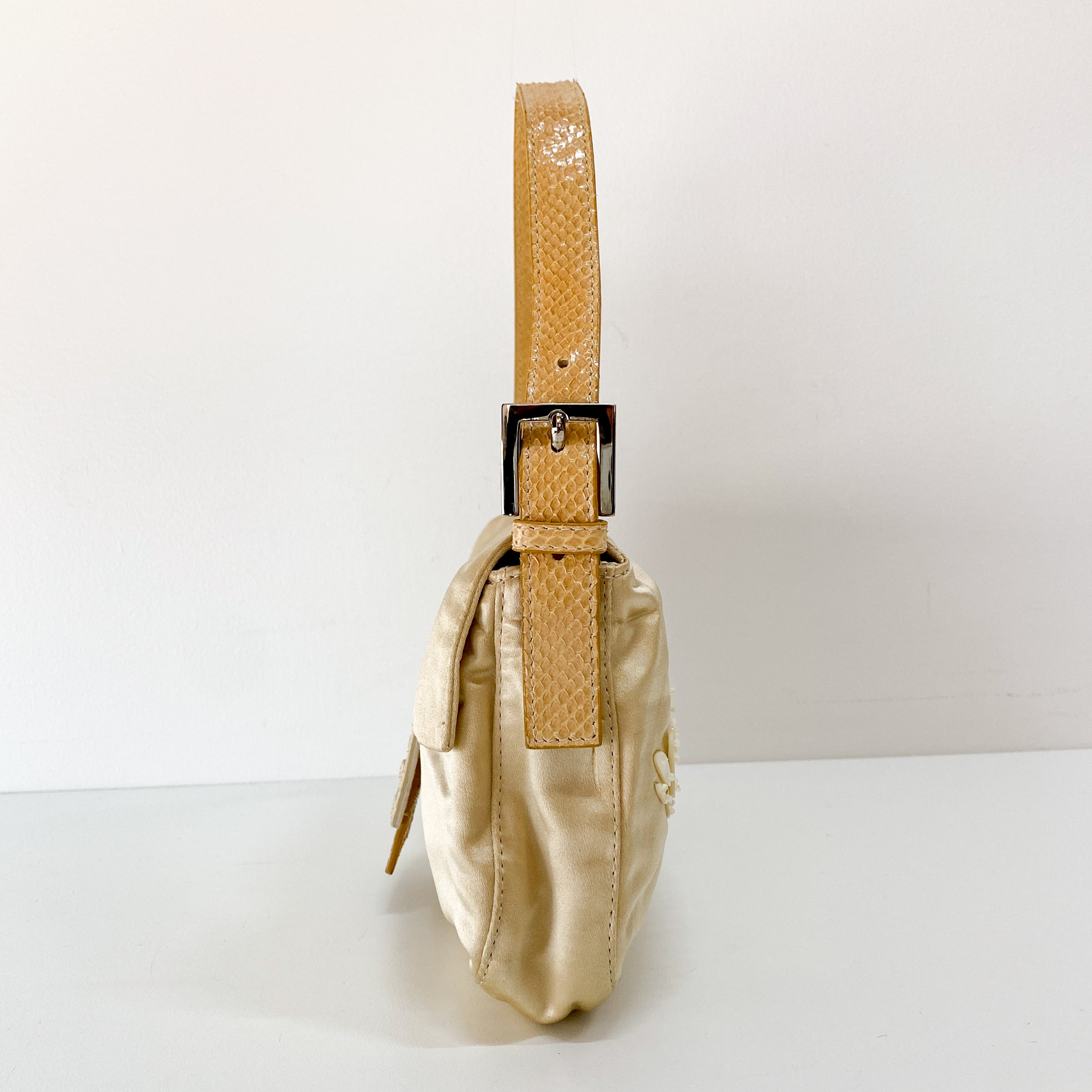 Baguette Beige Satin Mother of Pearl Fish