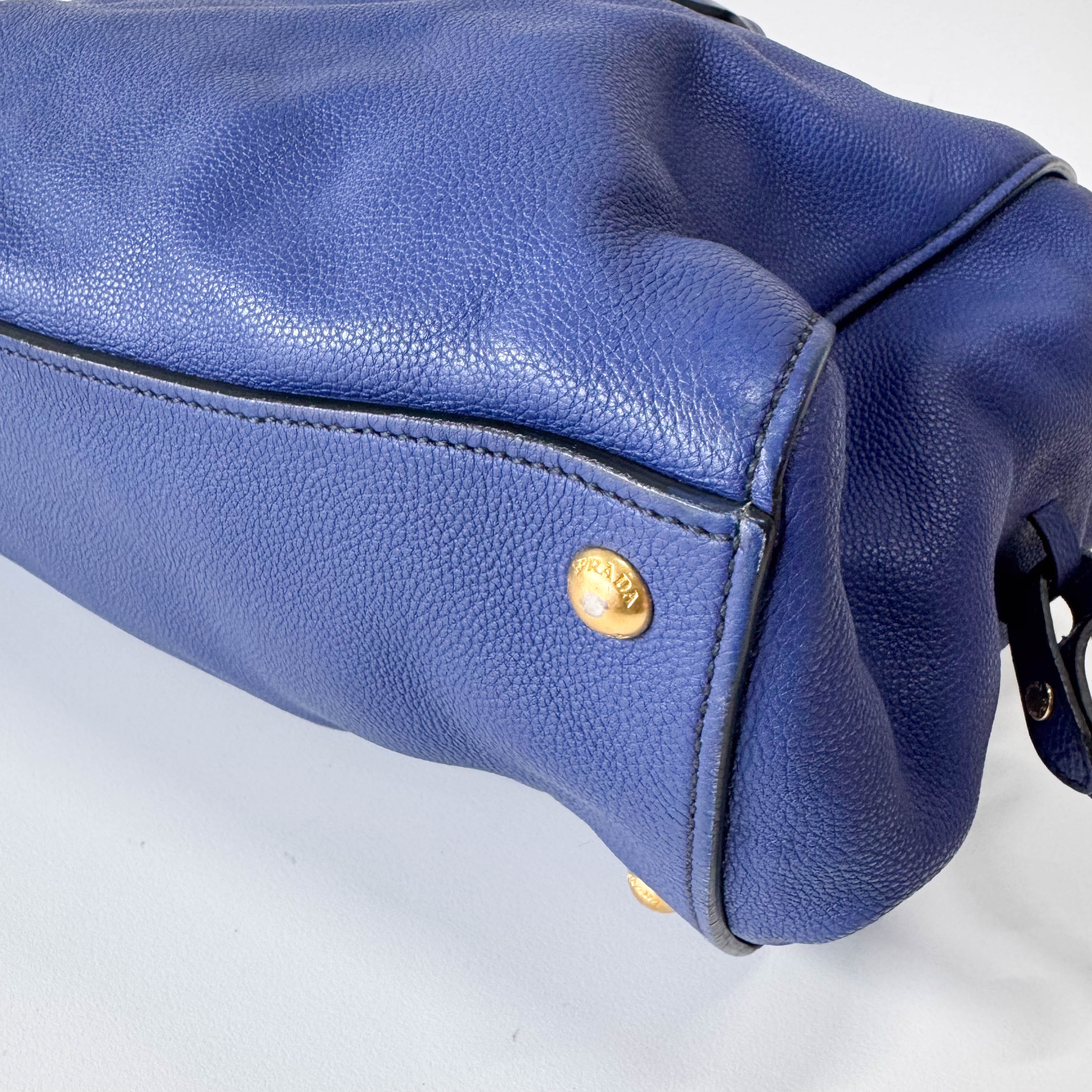 Vitello Blue Leather Shoulder Bag