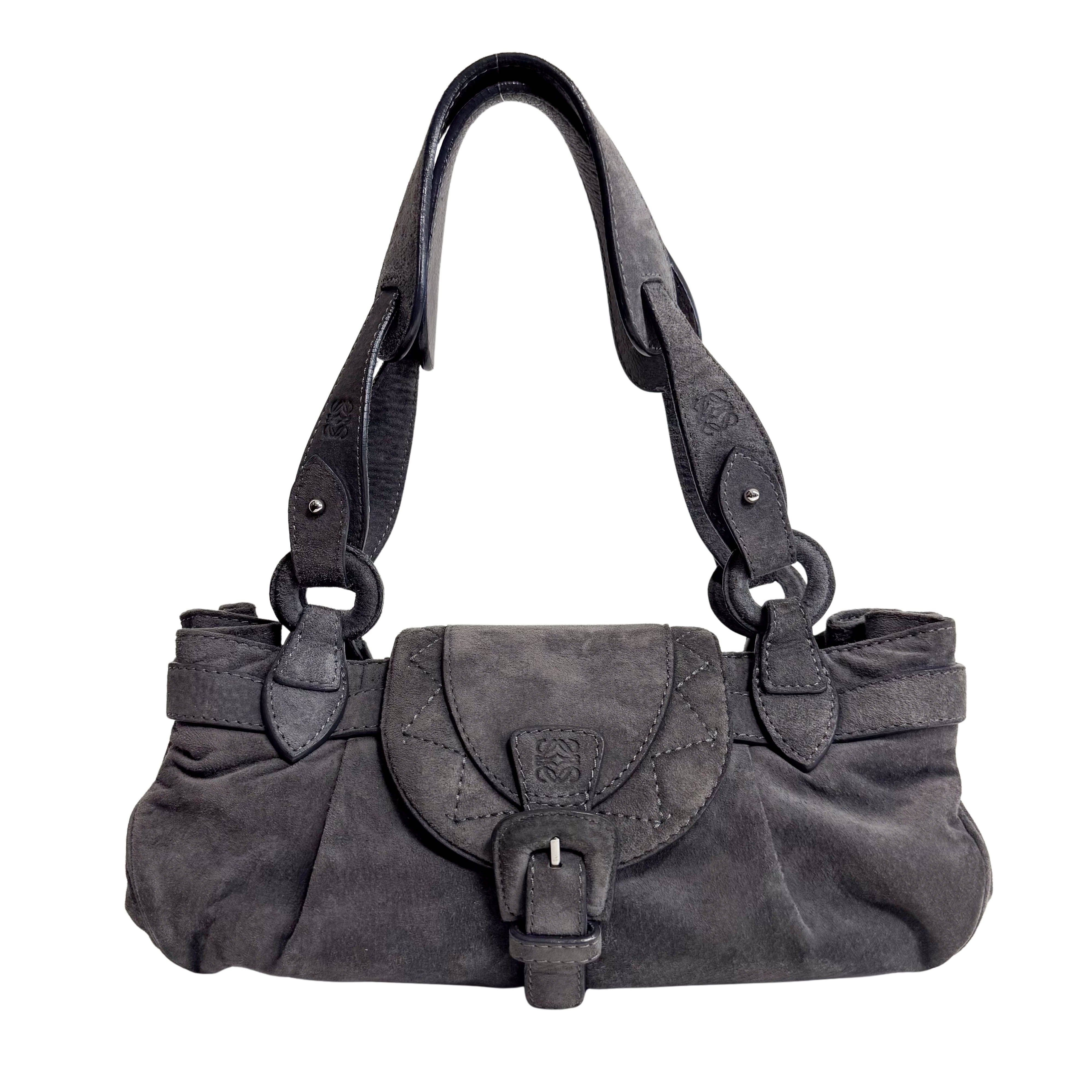 LOEWE's Preloved Artistry - HivePreloved.com – HIVE PRELOVED