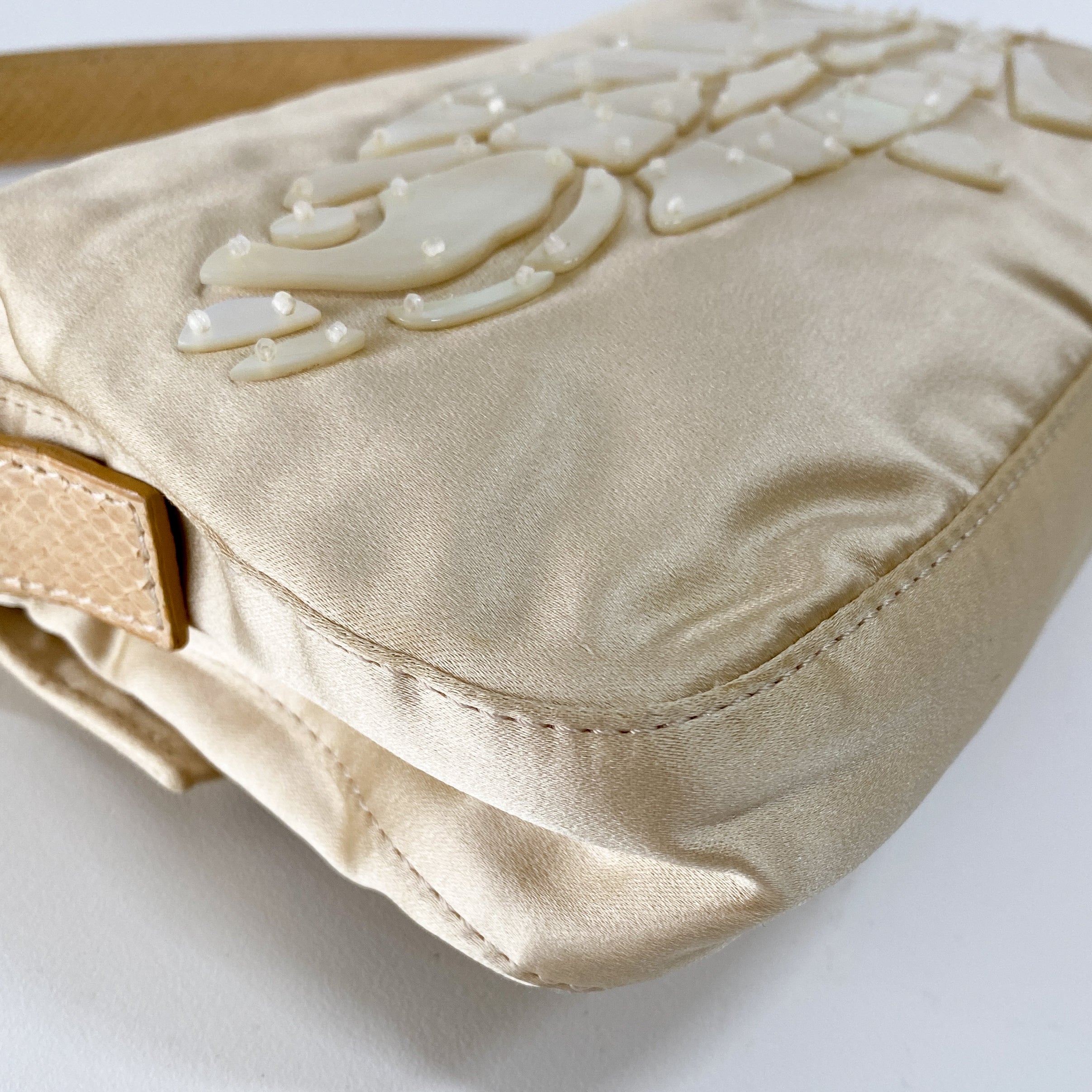 Baguette Beige Satin Mother of Pearl Fish