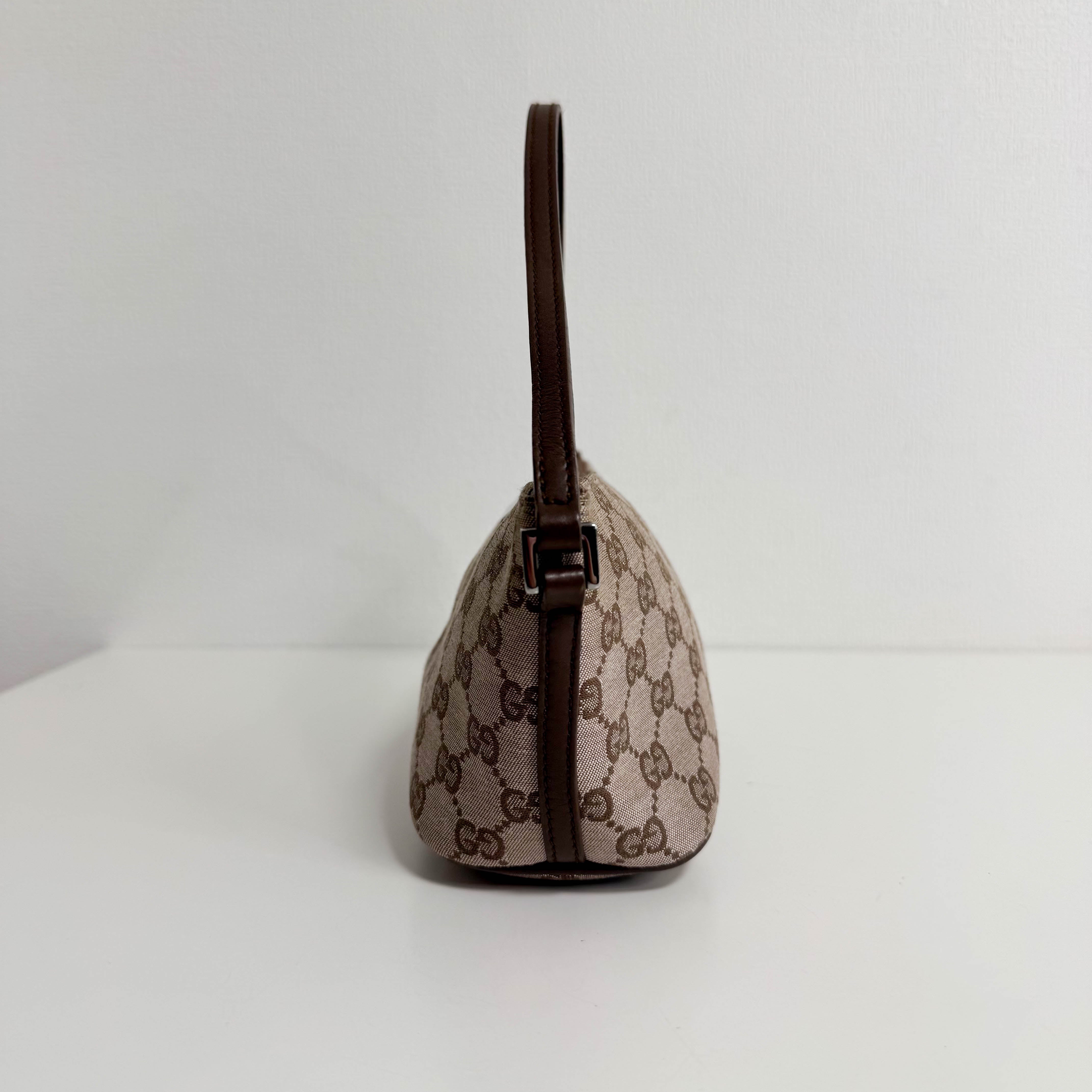 GG Canvas Pochette Accesories