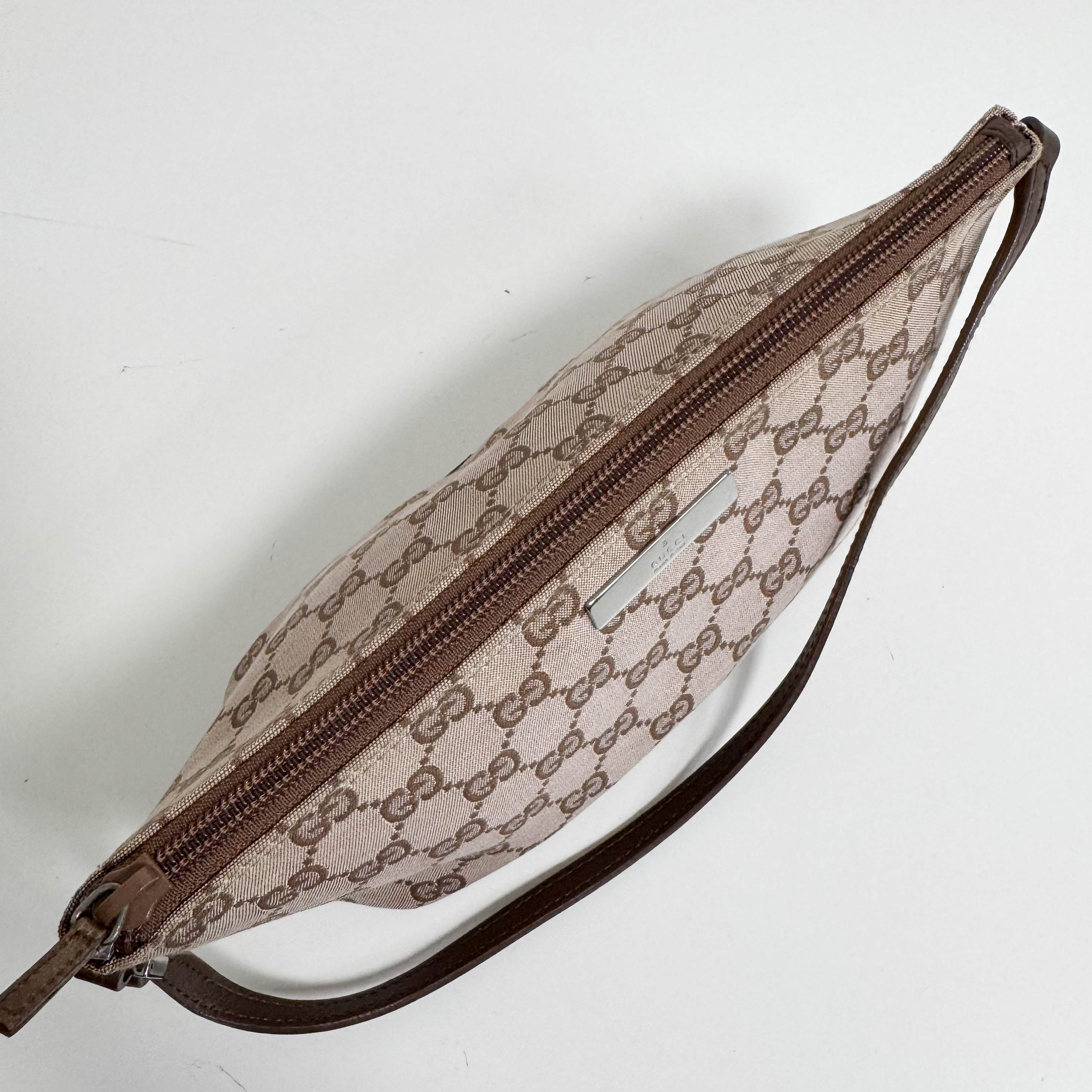 GG Canvas Pochette Accesories