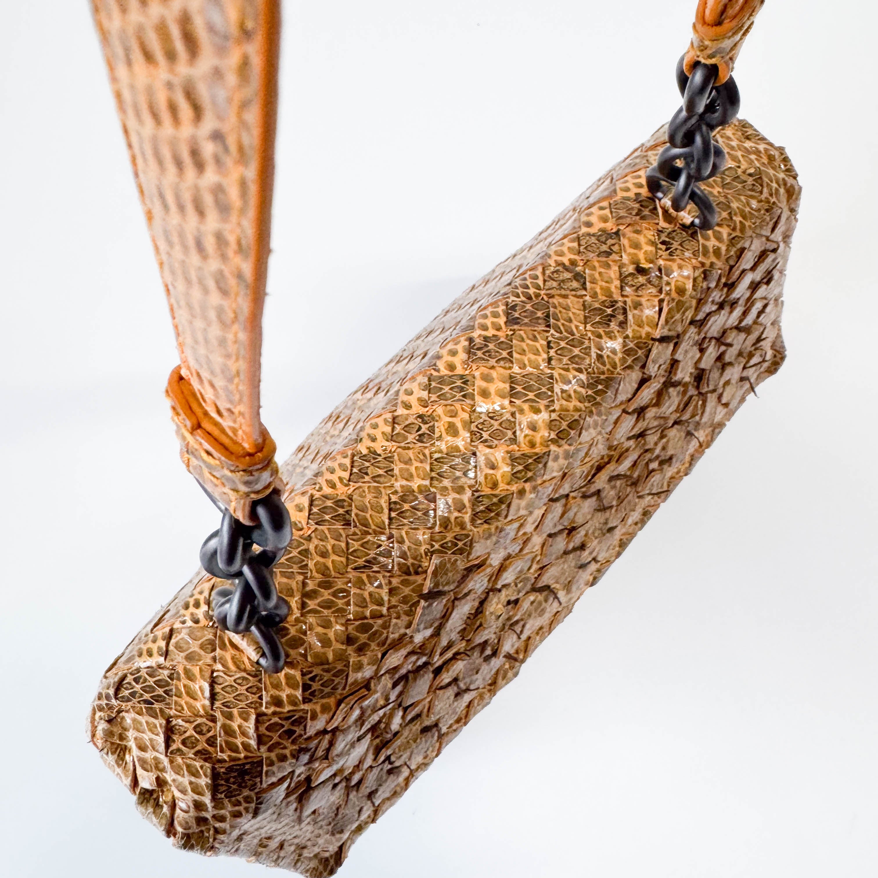 Intrecciato Yellow Lizard Leather Shoulder Bag