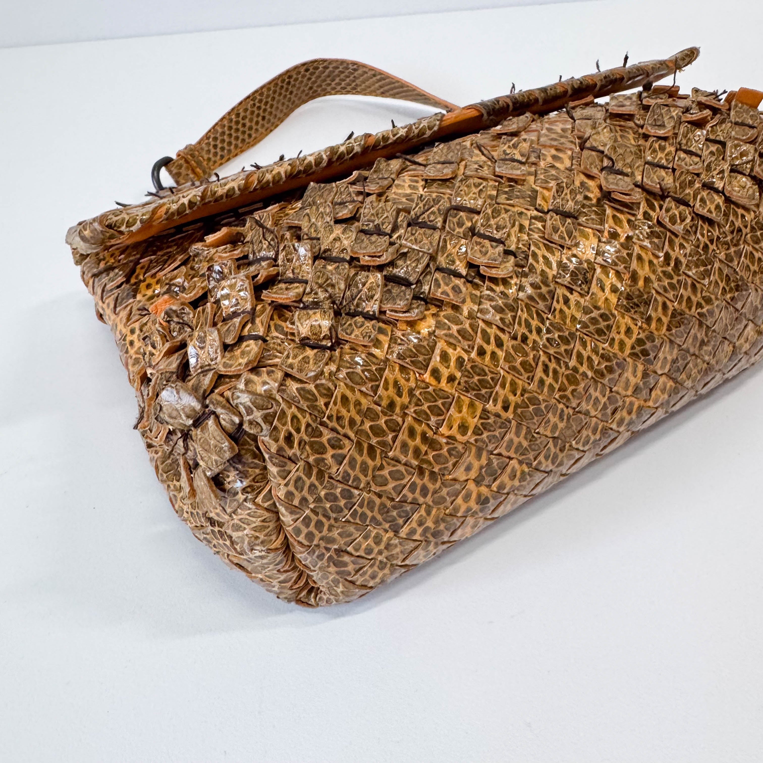 Intrecciato Yellow Lizard Leather Shoulder Bag